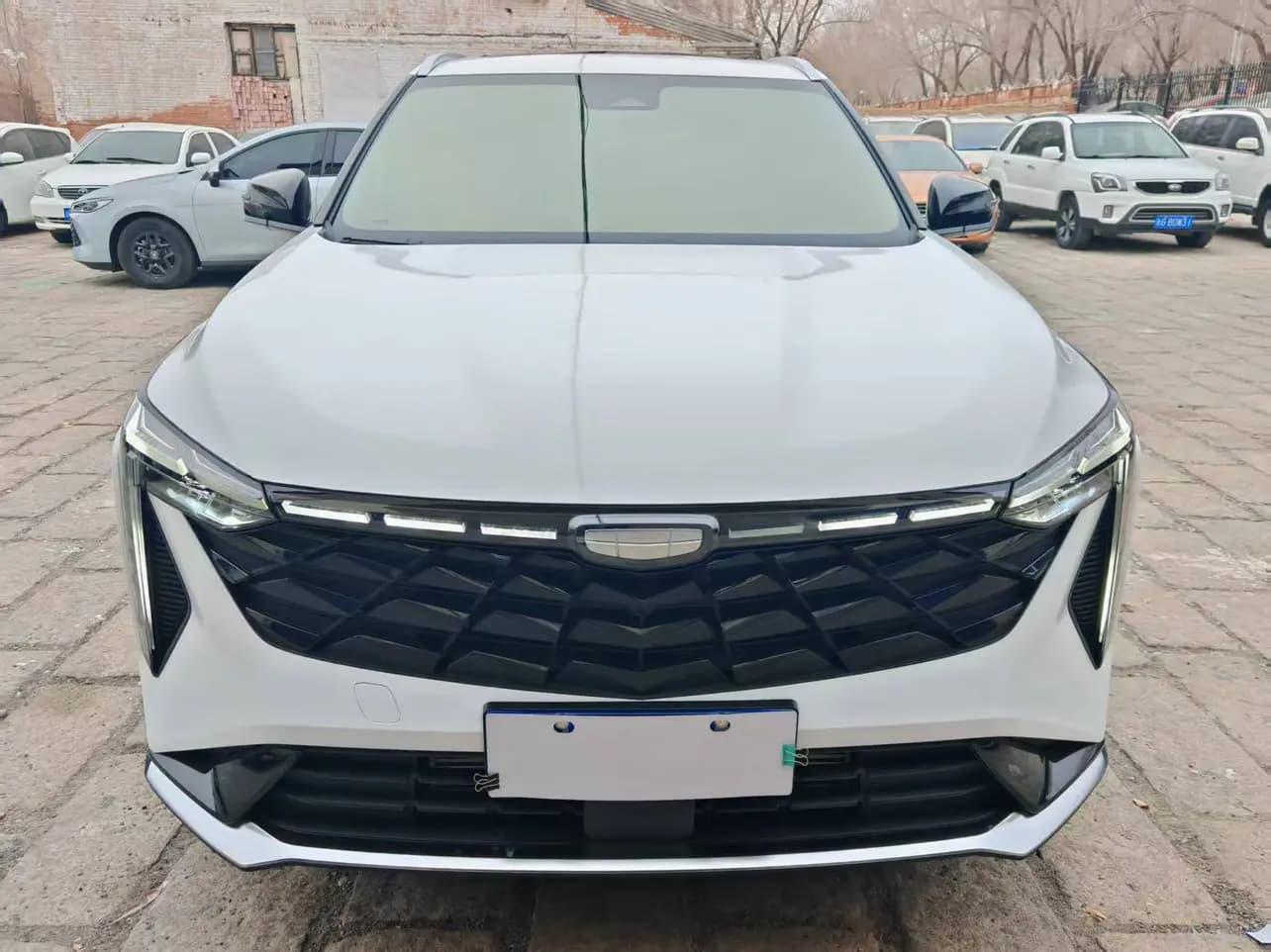 Geely Atlas 2024 г. 15147 км. — фото 2