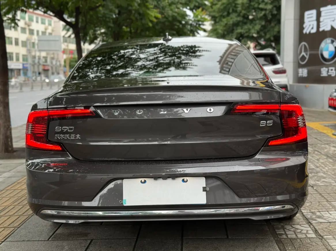 Volvo S90 2021 г. 77118 км. — фото 5