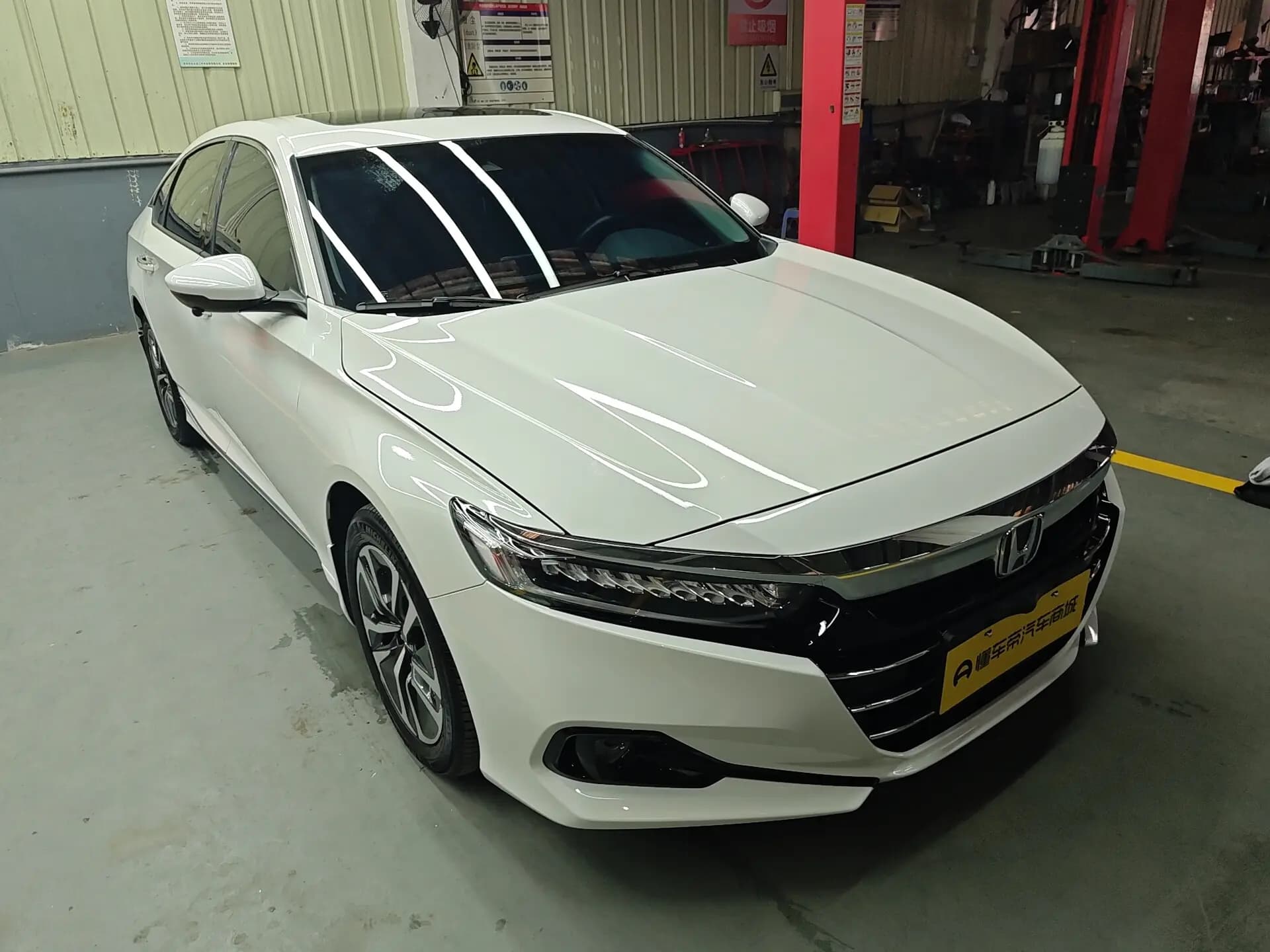 Honda Accord 2023 г. 28700 км. — фото 3