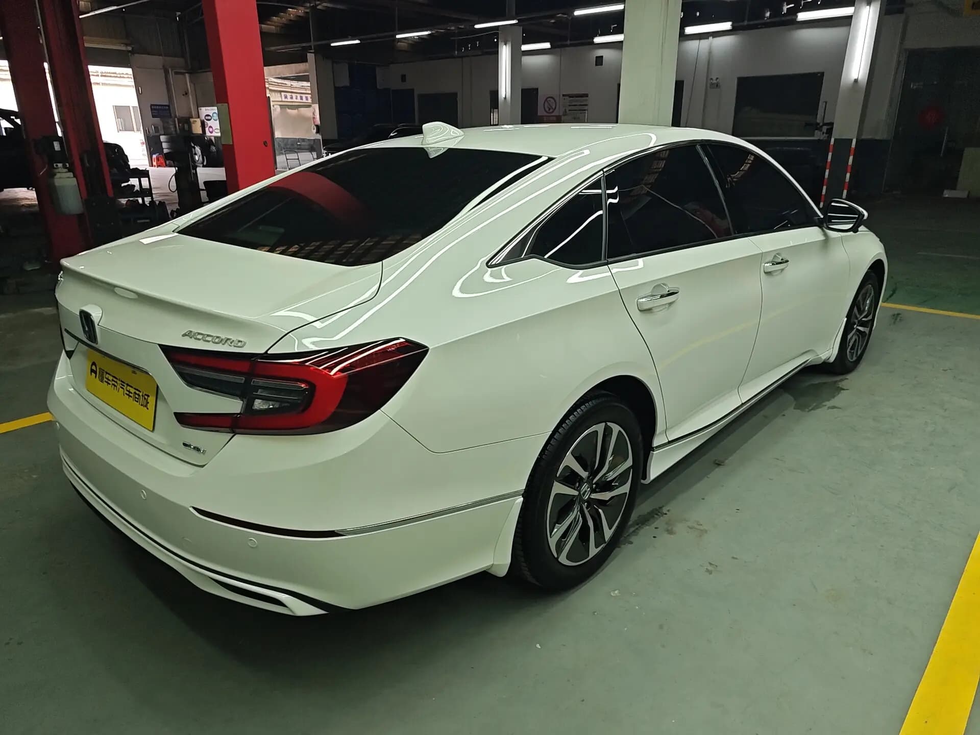 Honda Accord 2023 г. 28700 км. — фото 4