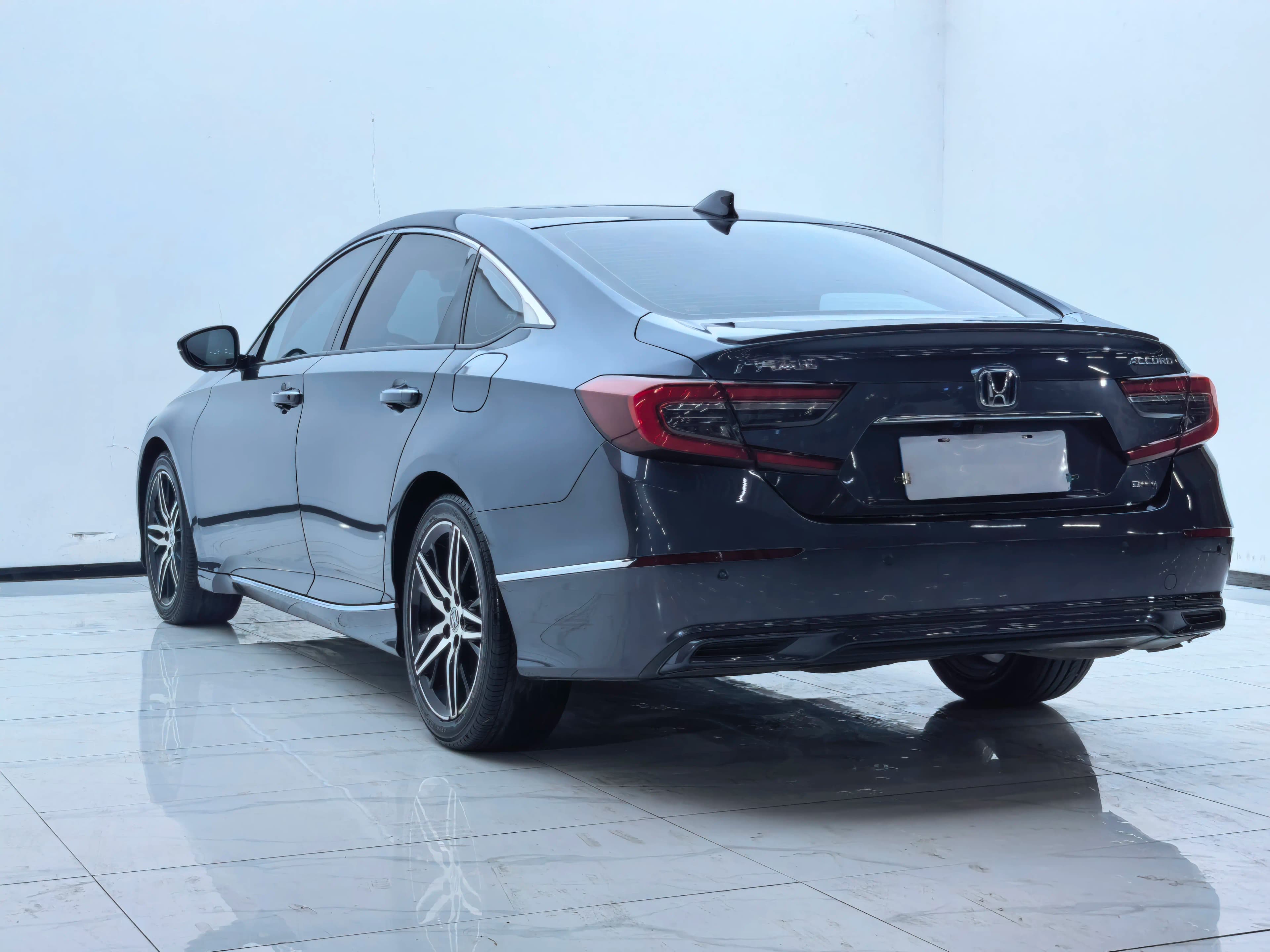 Honda Accord 2022 г. 95000 км. — фото 4