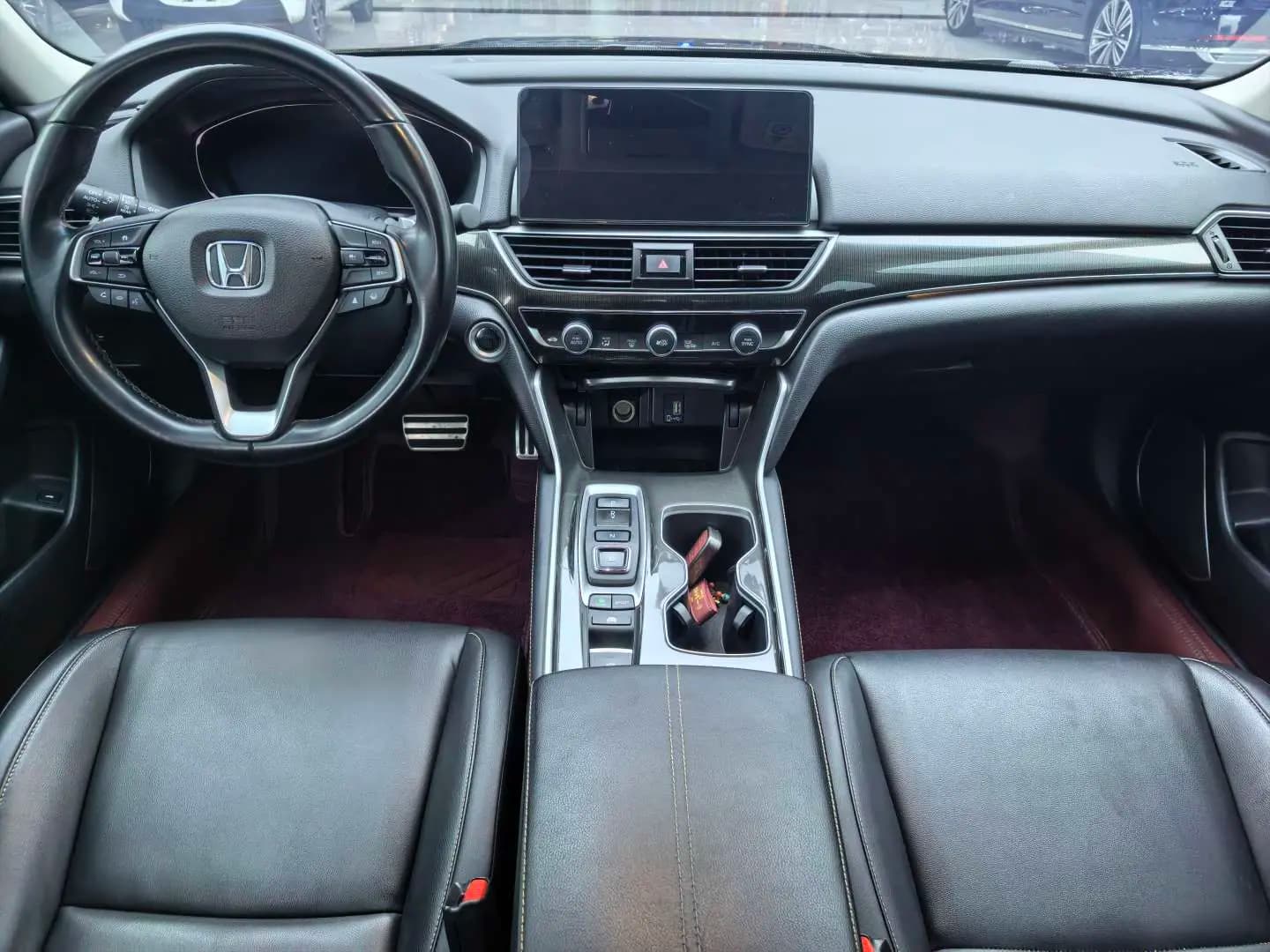 Honda Accord 2022 г. 95000 км. — фото 7