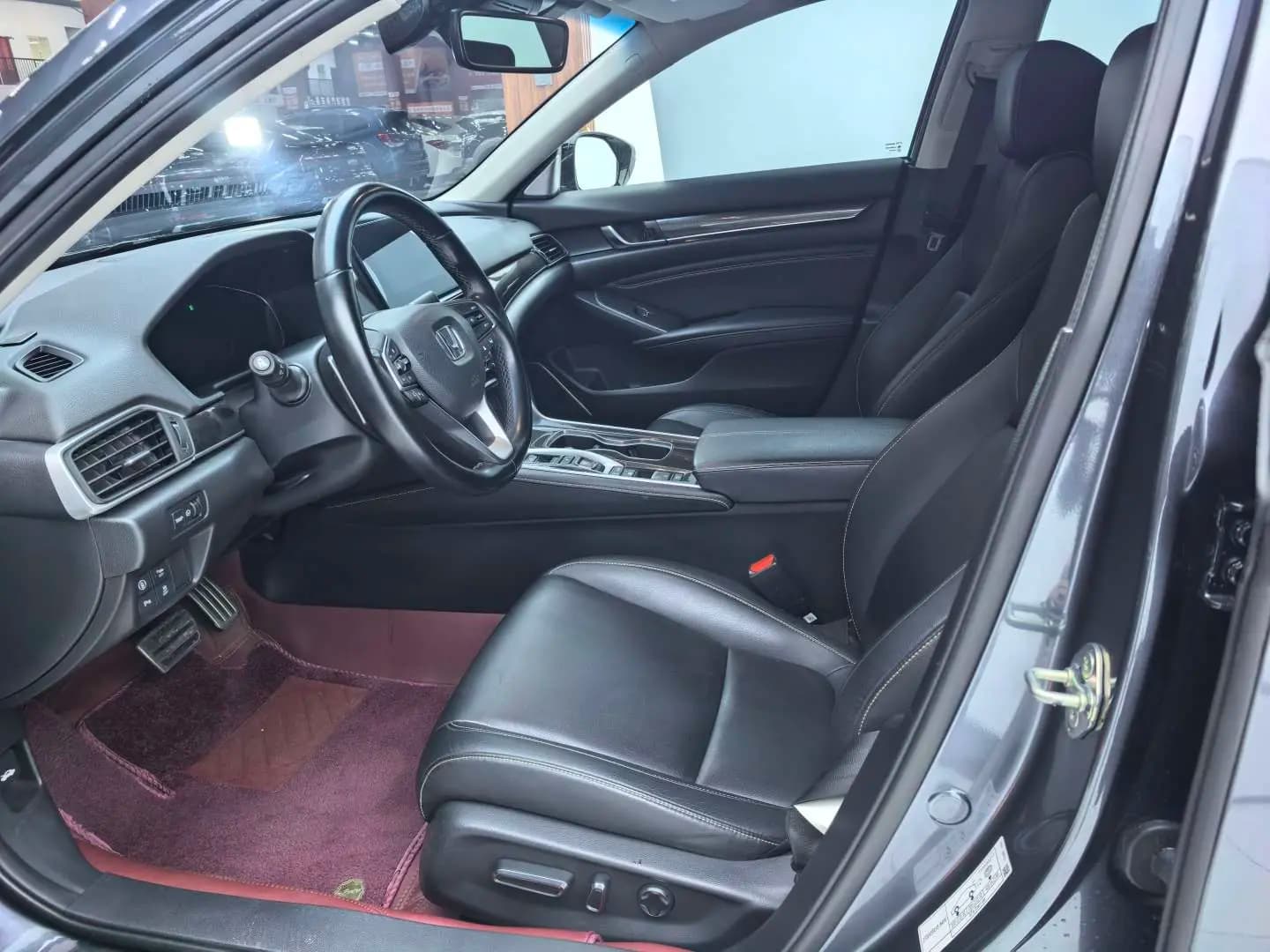 Honda Accord 2022 г. 95000 км. — фото 8