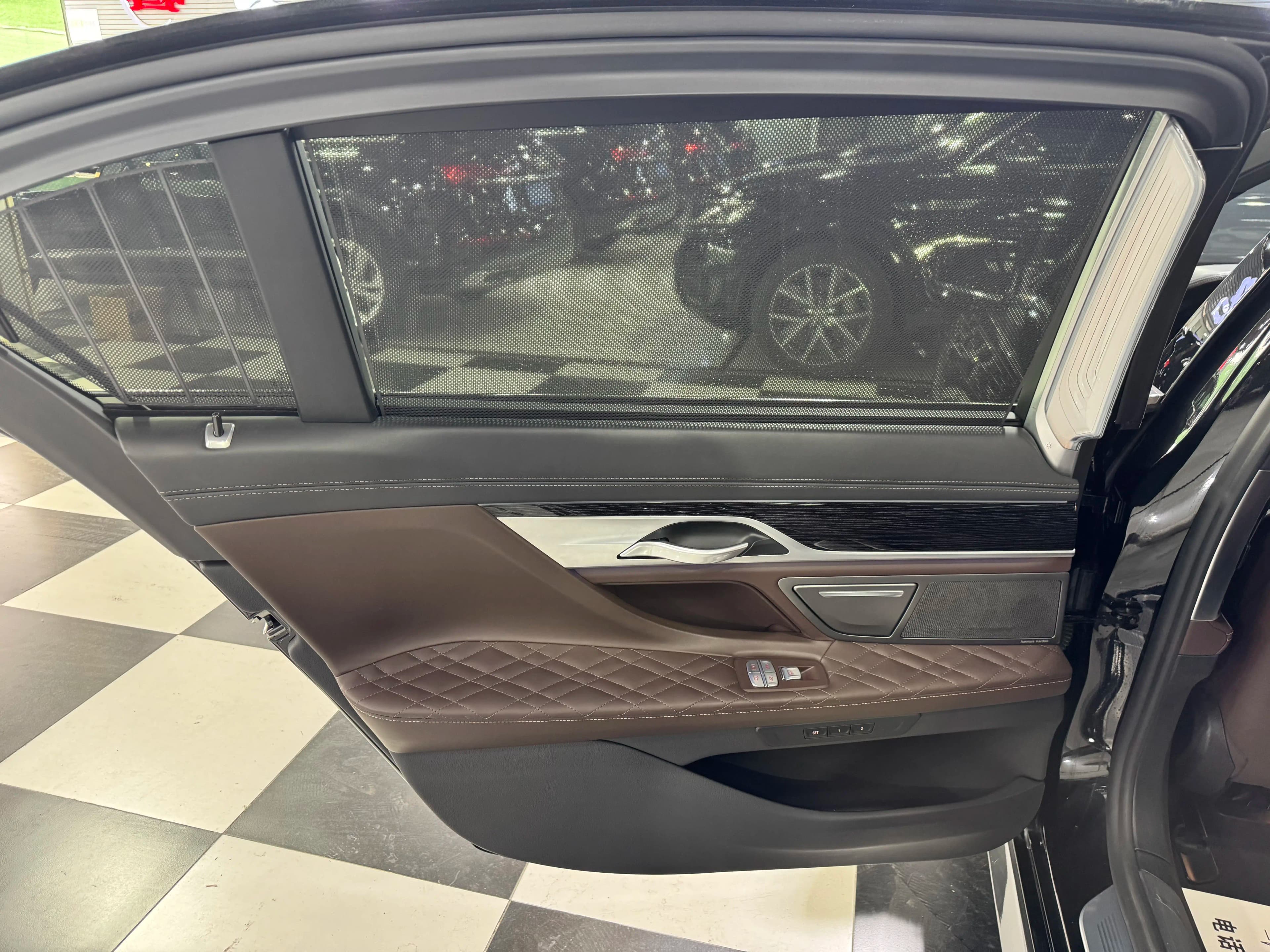 BMW 7 Series 2021 г. 50075 км. — фото 26