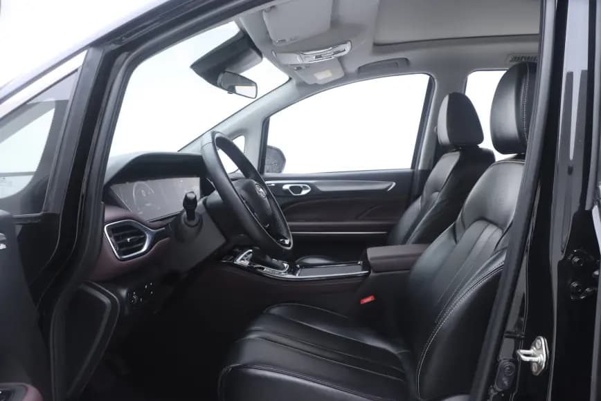 GAC Trumpchi M6 2023 г. 37700 км. — фото 10