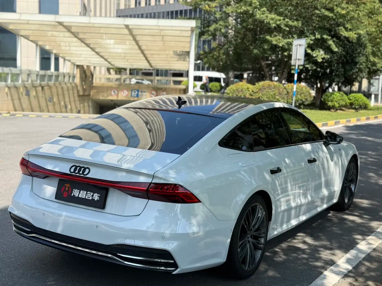 Audi A7 2022 г. 58069 км. — фото 6