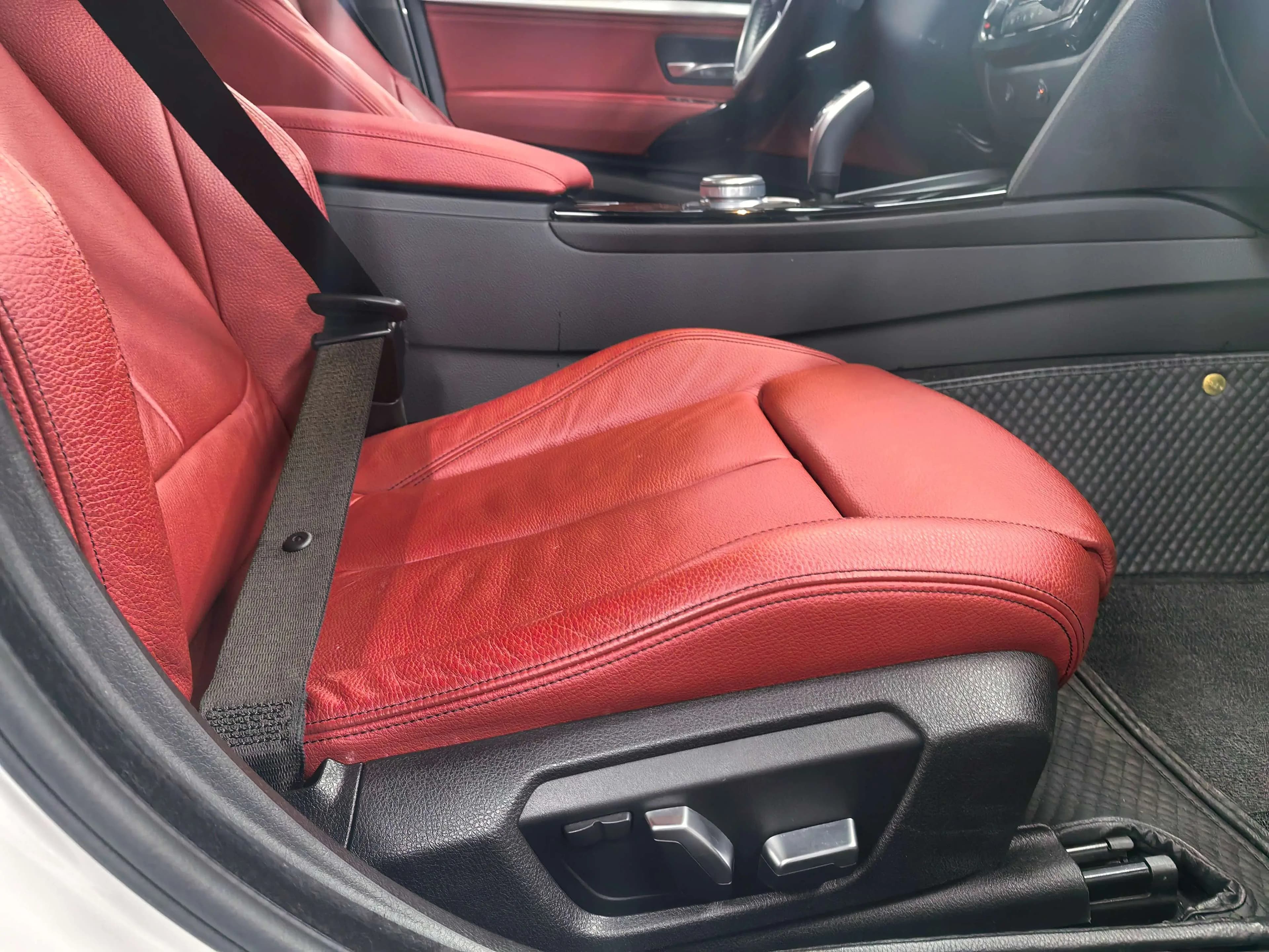 BMW 3 Series GT 2021 г. 49059 км. — фото 8
