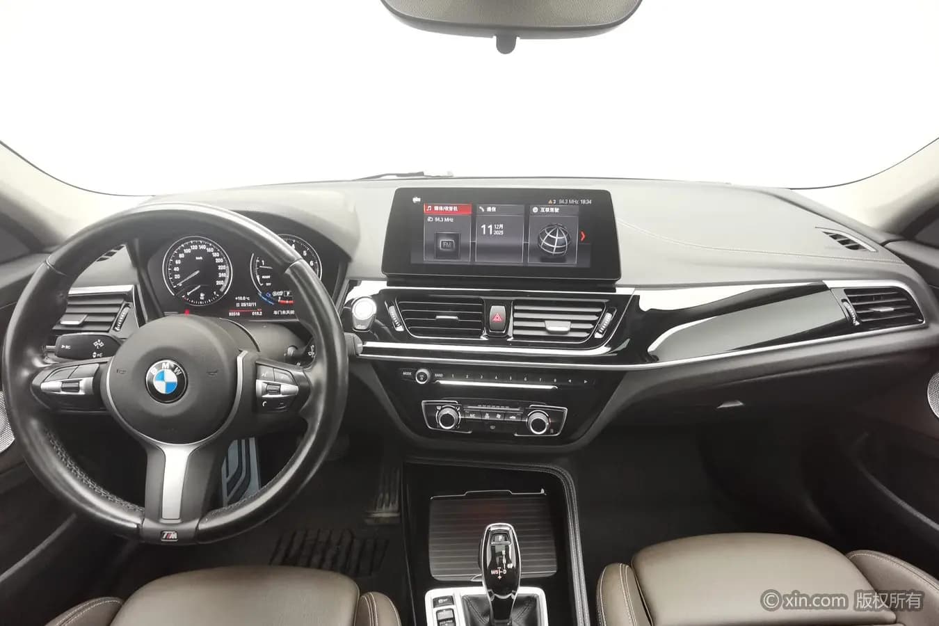 BMW 1 Series 2022 г. 93548 км. — фото 12