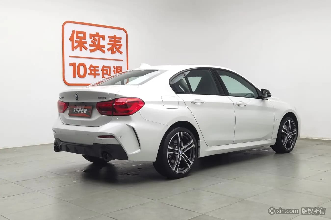 BMW 1 Series 2022 г. 93548 км. — фото 4