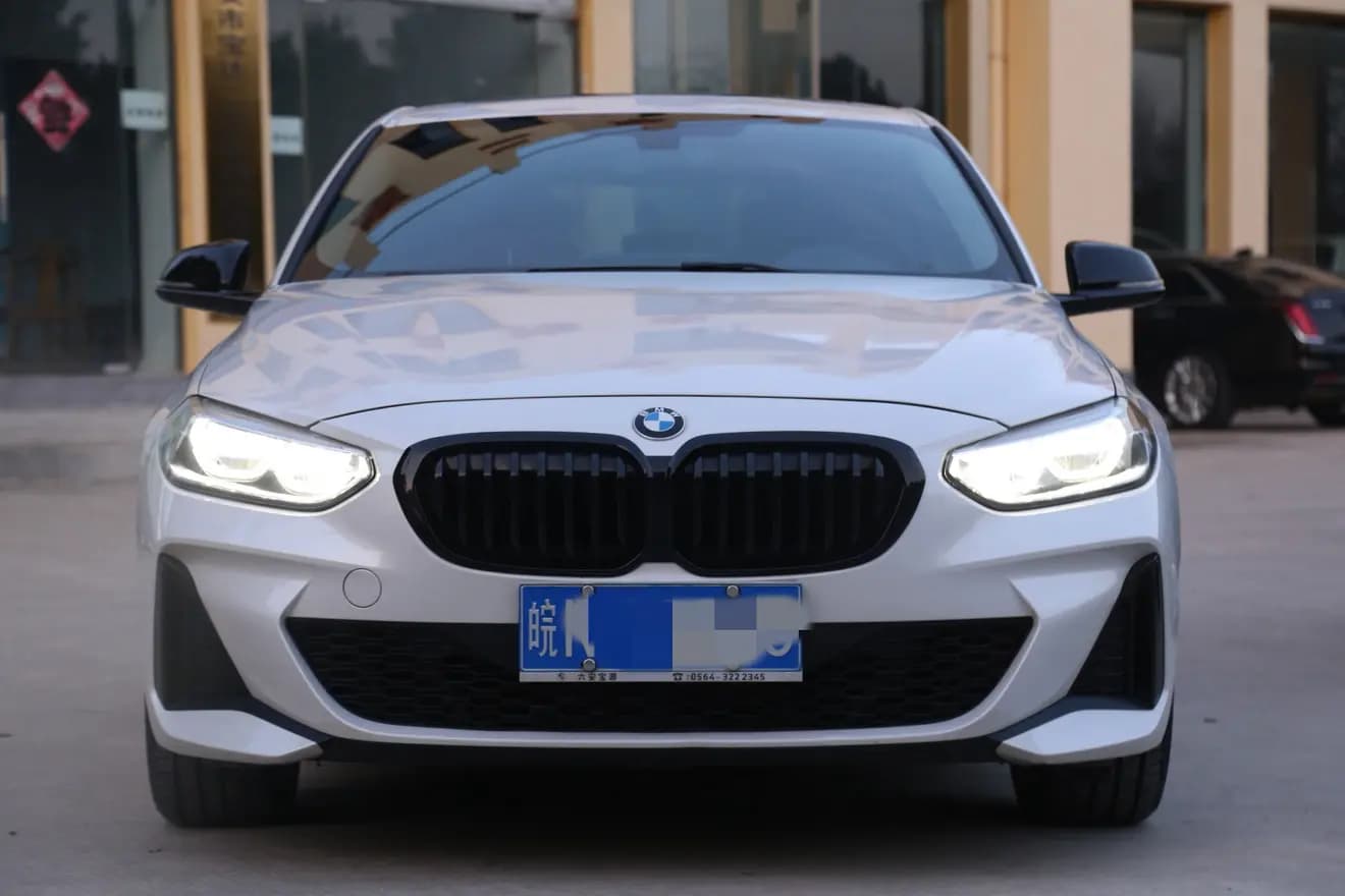 BMW 1 Series 2022 г. 51060 км. — фото 2