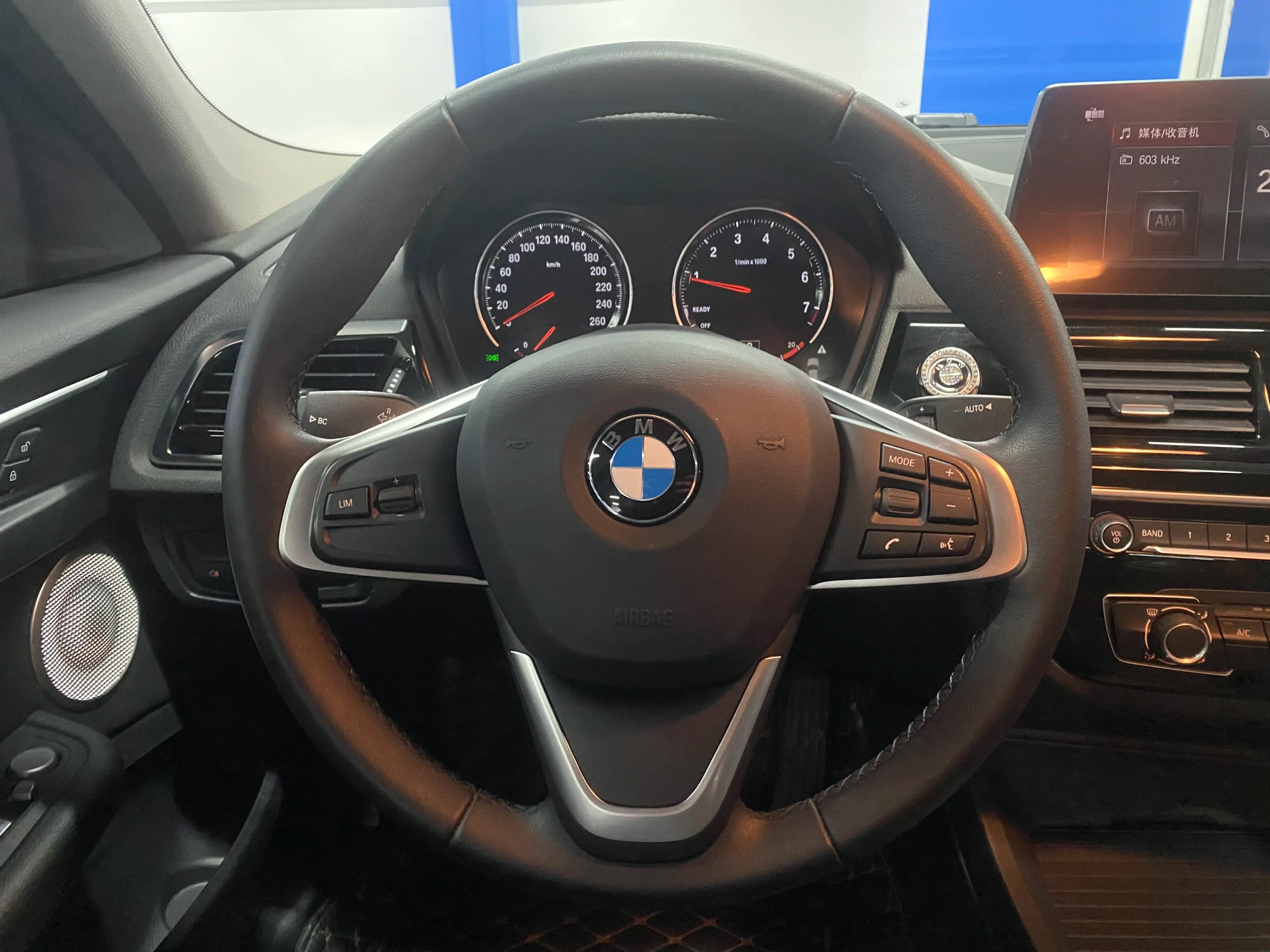 BMW 1 Series 2023 г. 29127 км. — фото 21