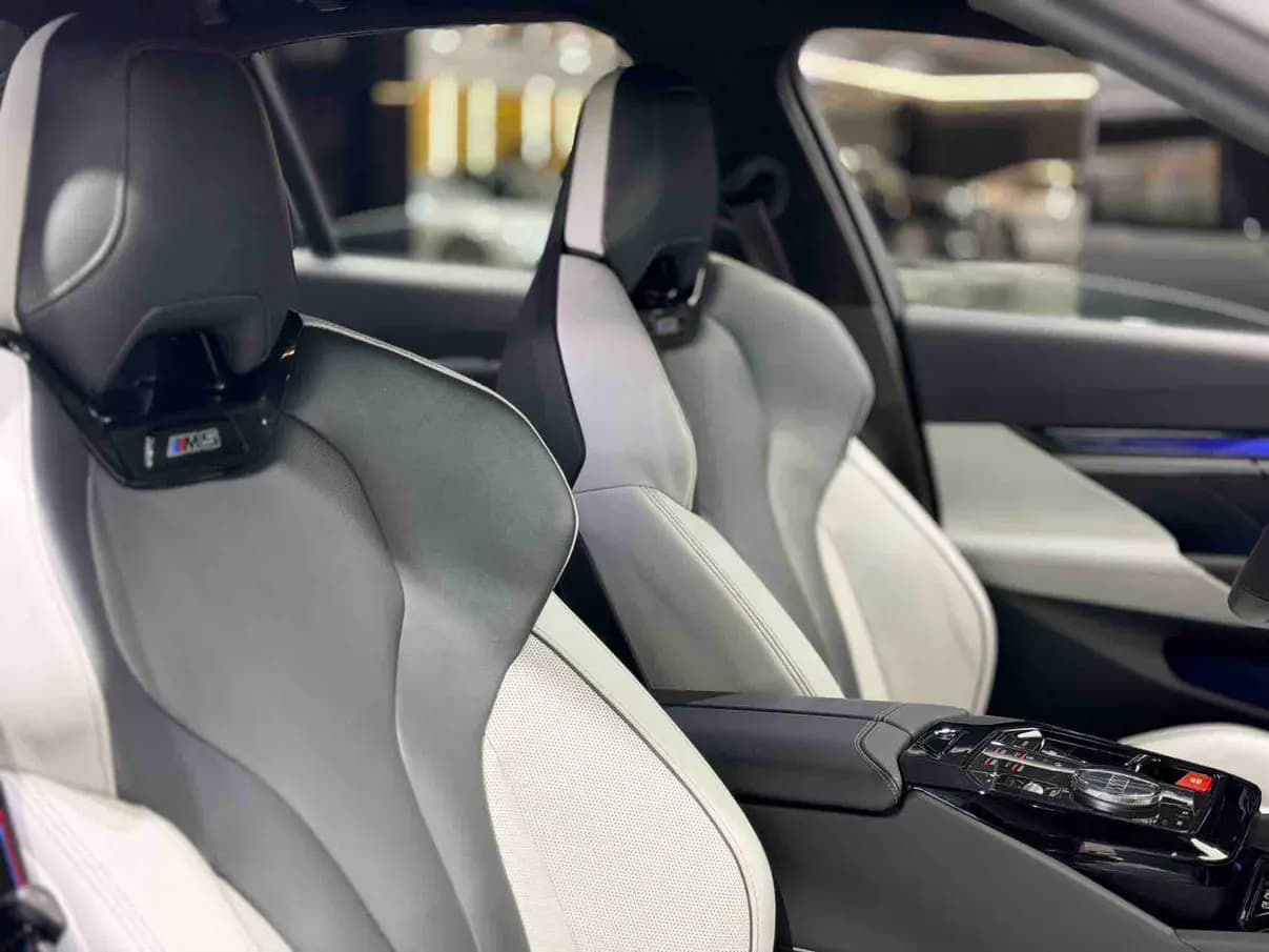 BMW M5 PHEV 2025 г. 6403 км. — фото 15