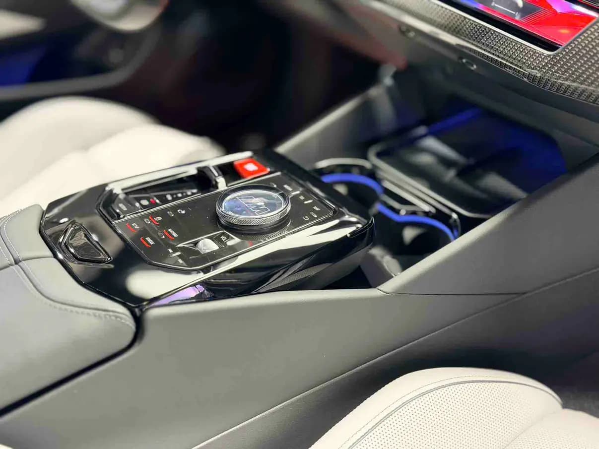 BMW M5 PHEV 2025 г. 6403 км. — фото 6