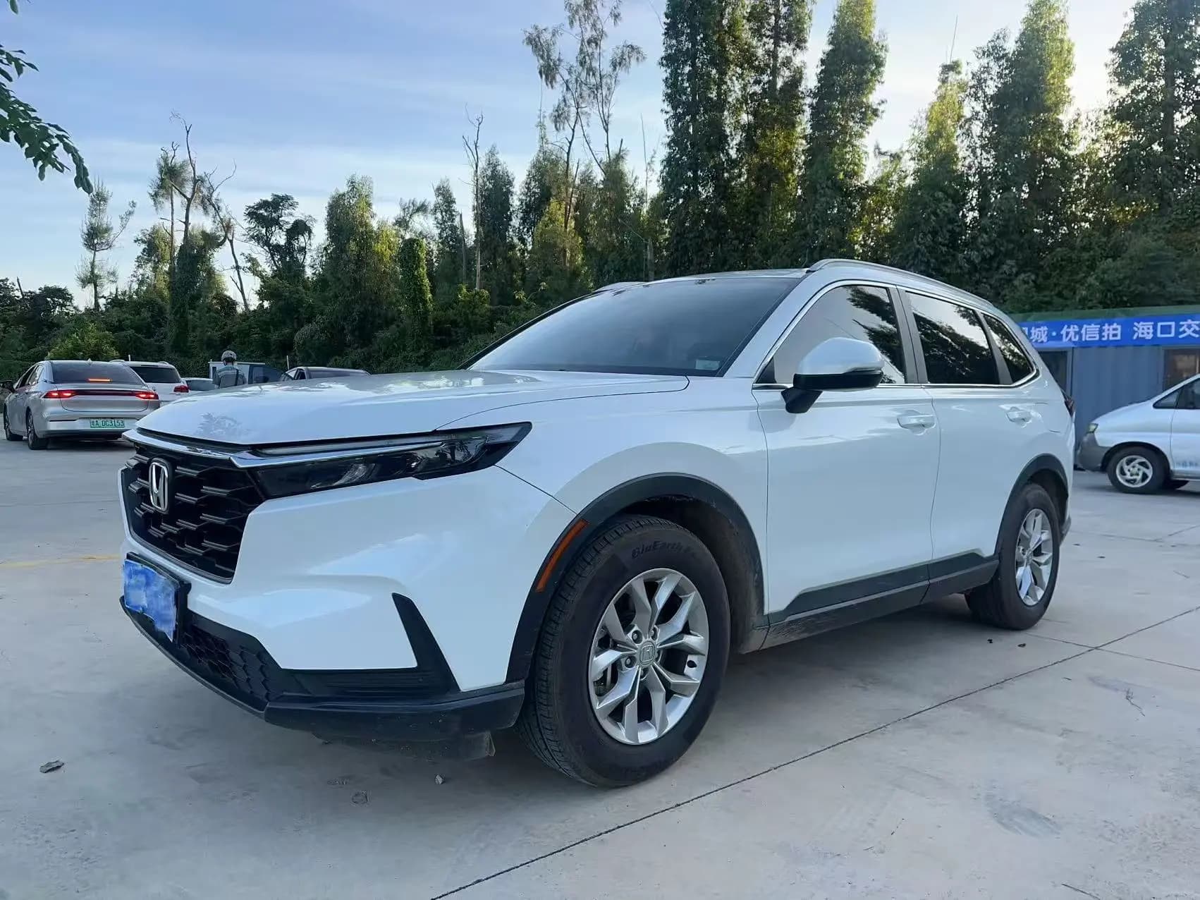 Honda CR-V 2023 г. 89130 км.