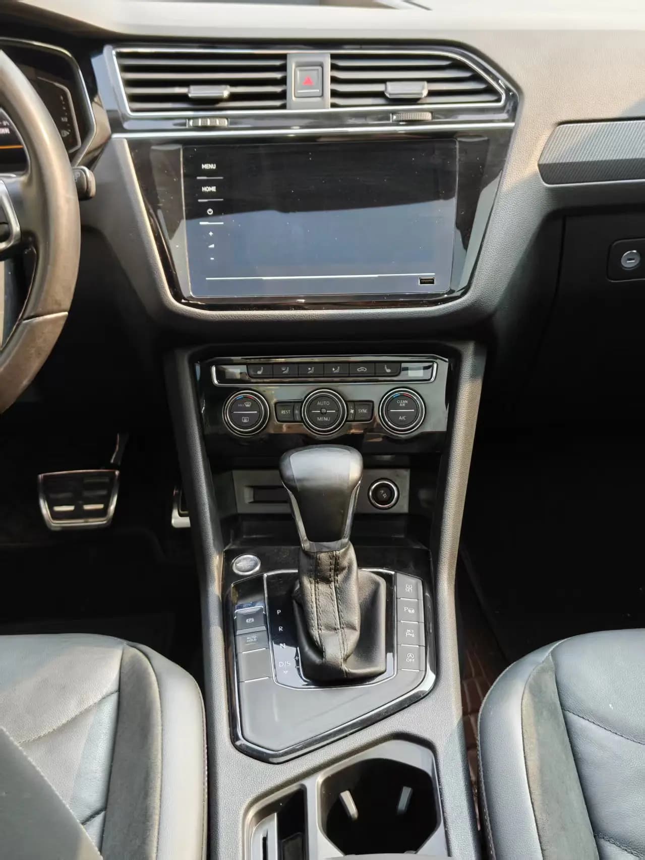 Volkswagen Tiguan L 2021 г. 281414 км. — фото 12