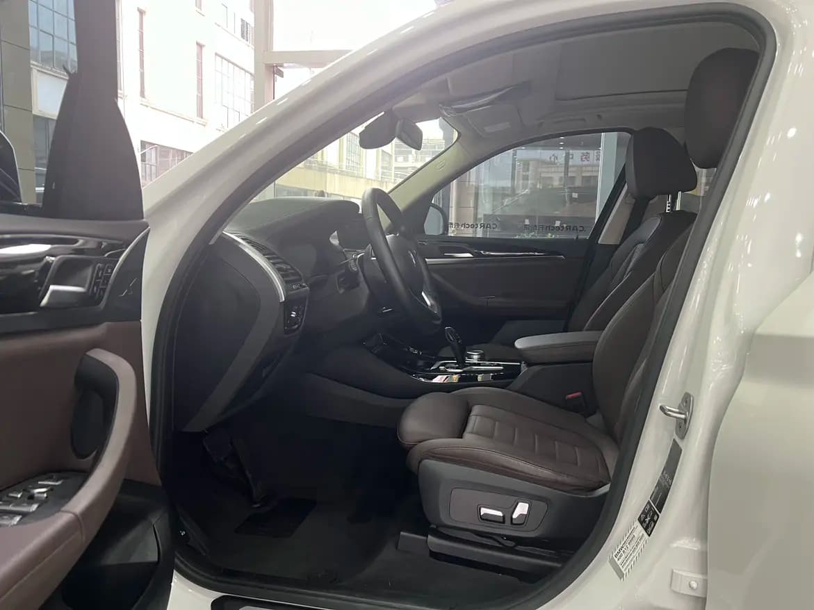 BMW X3 2021 г. 94125 км. — фото 13