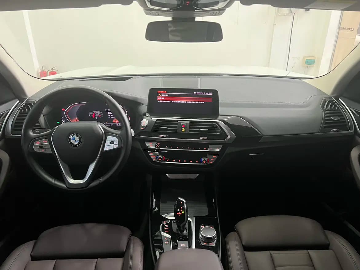 BMW X3 2021 г. 94125 км. — фото 9