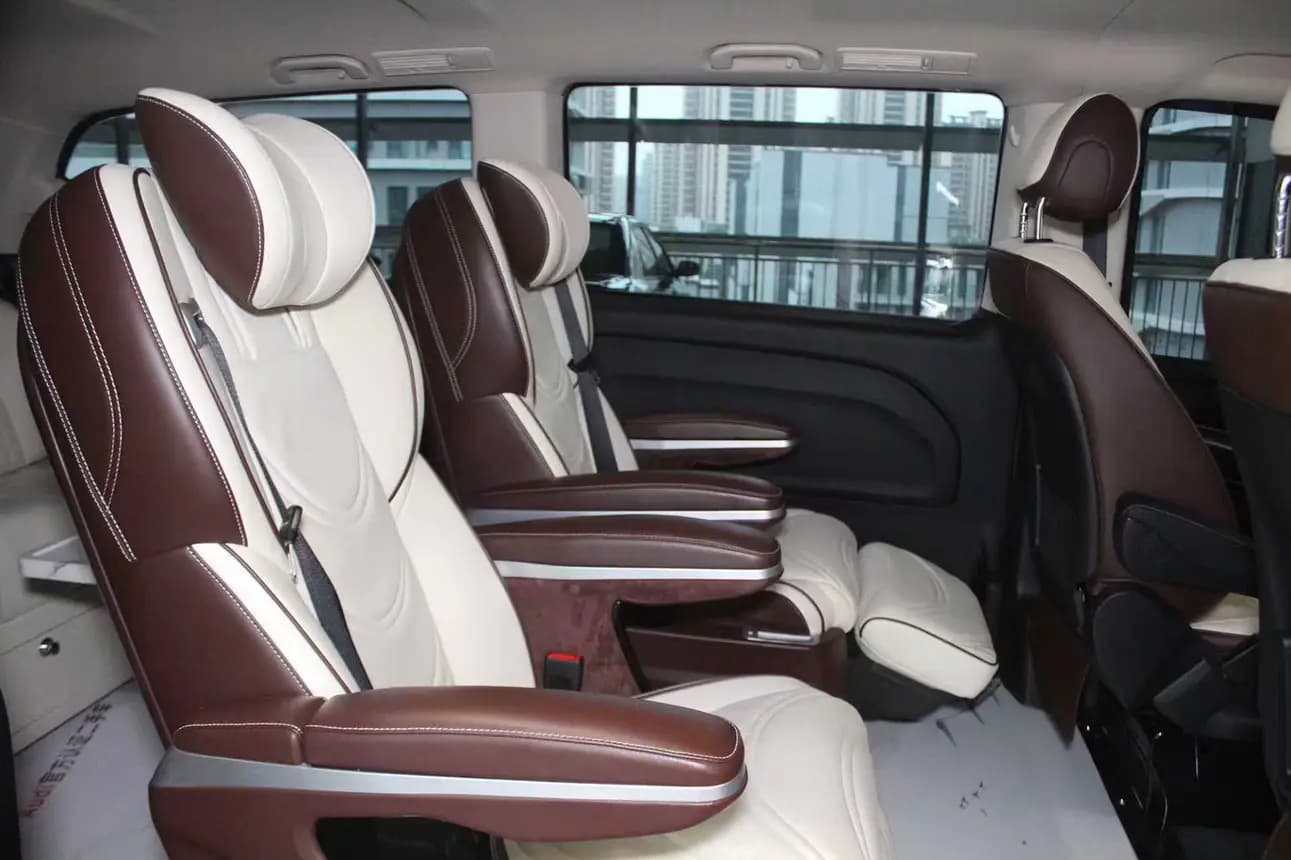 Mercedes-Benz Vito 2024 г. 78538 км. — фото 7