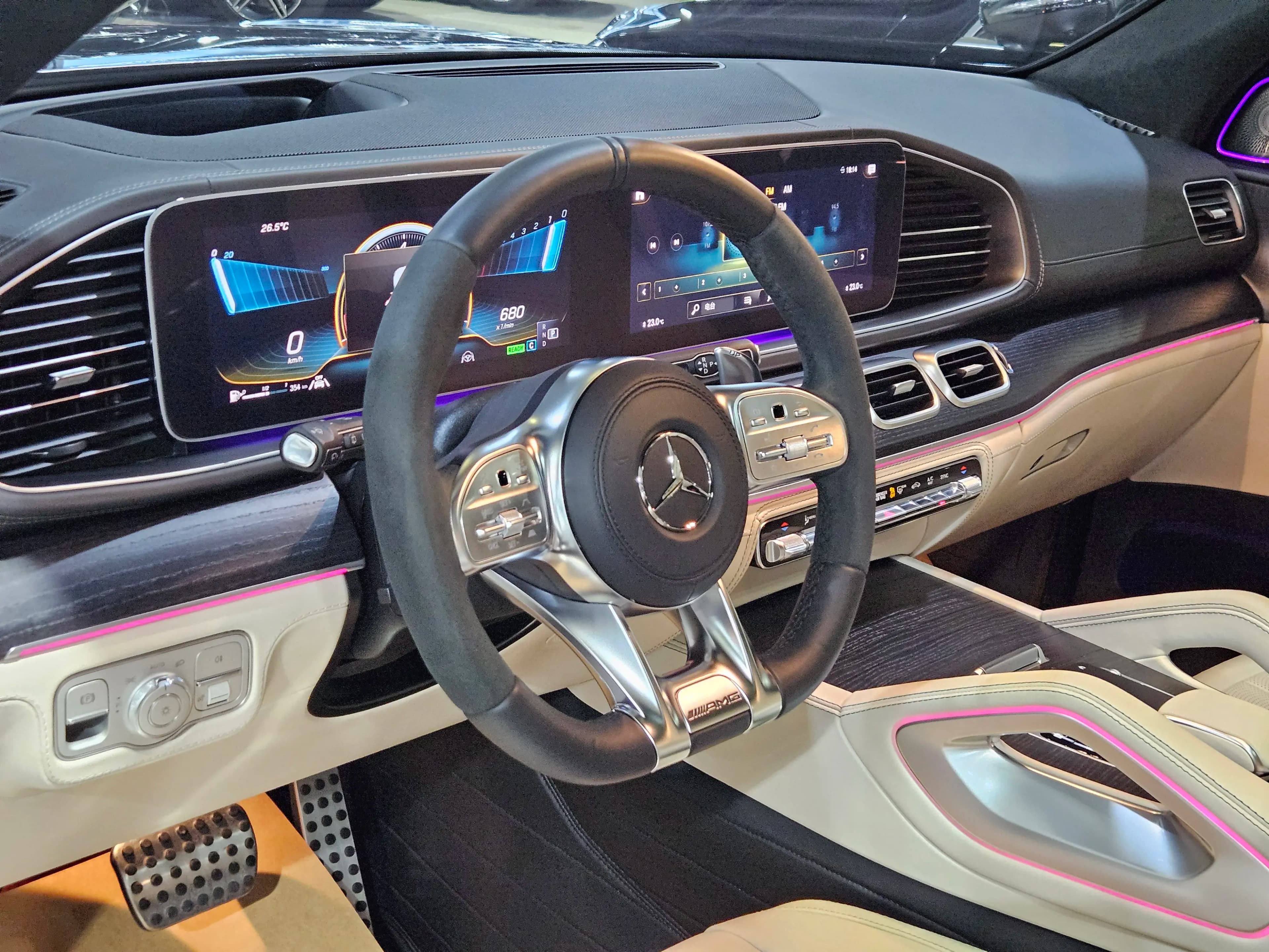 Mercedes-Benz GLS AMG 2024 г. 22025 км. — фото 24