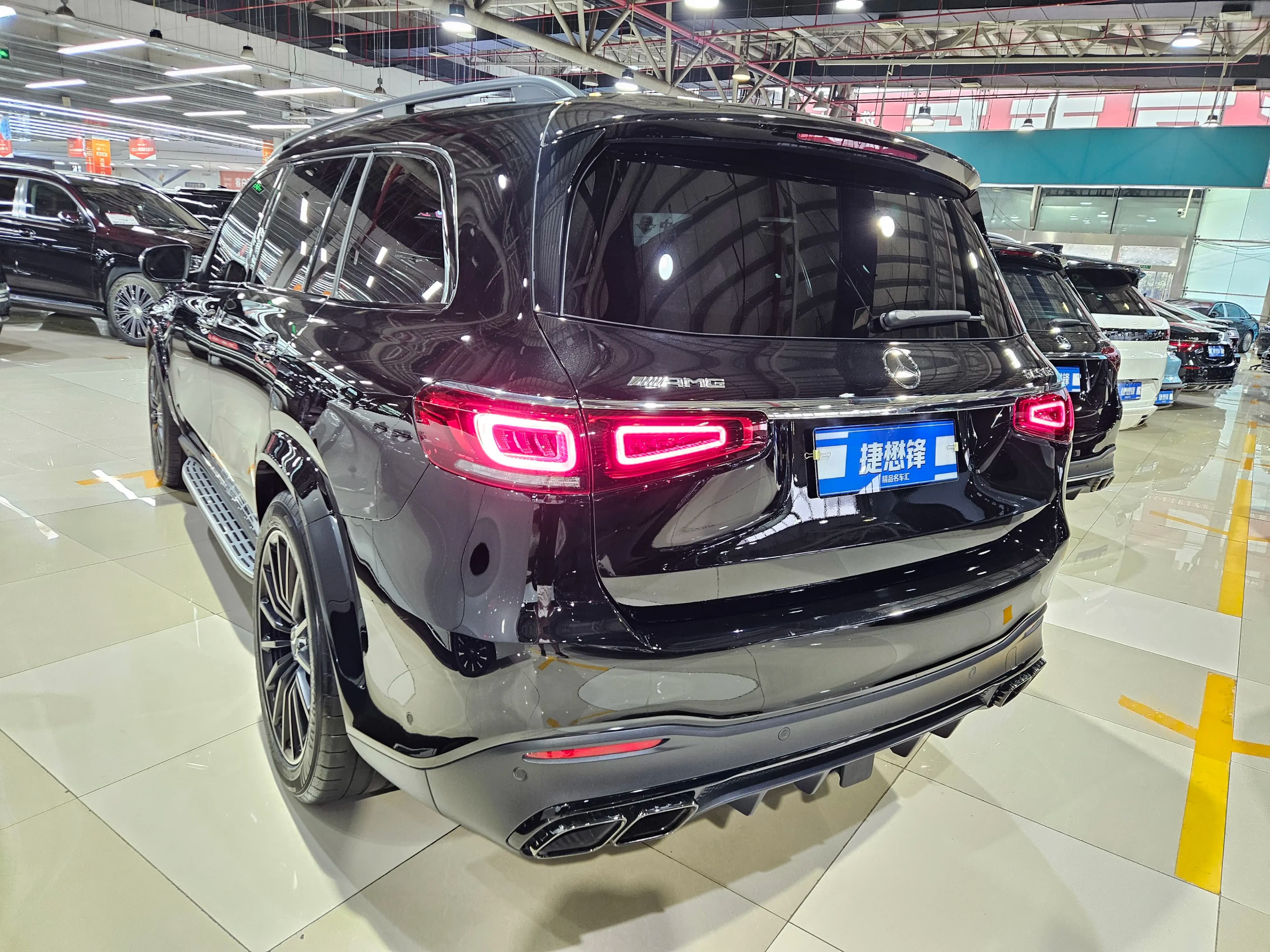 Mercedes-Benz GLS AMG 2024 г. 22025 км. — фото 4