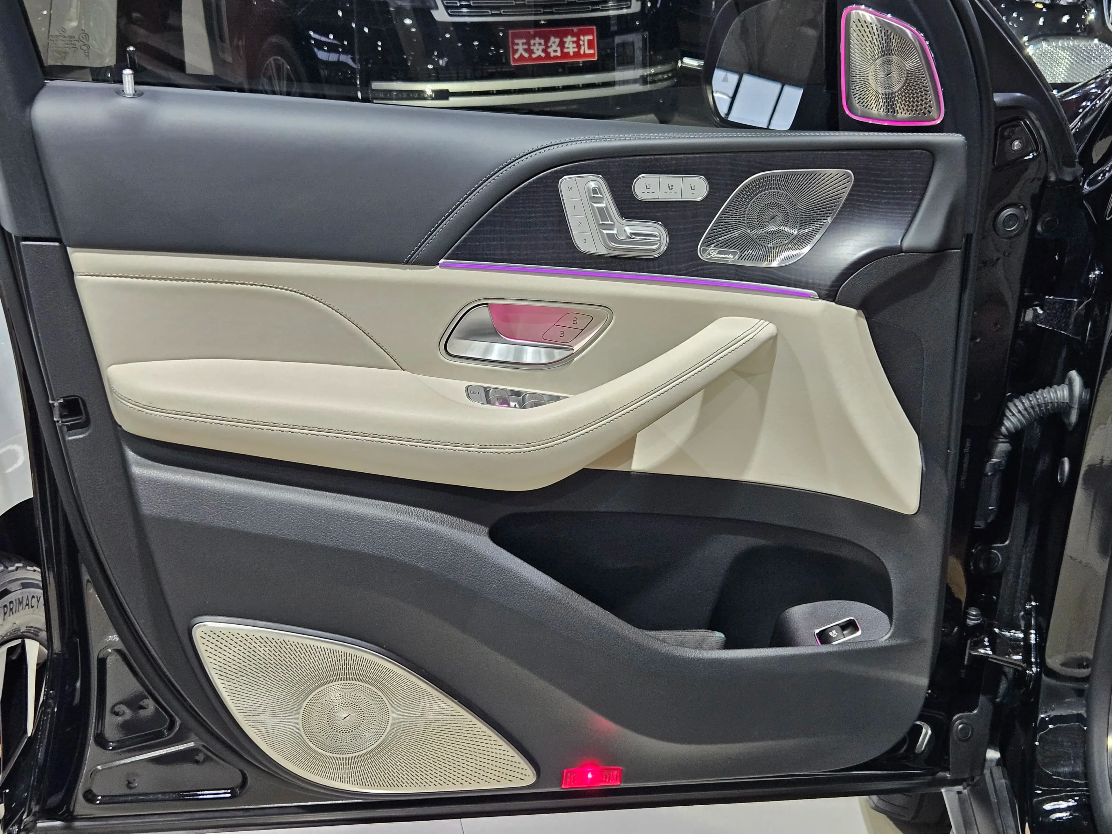 Mercedes-Benz GLS AMG 2024 г. 22025 км. — фото 10