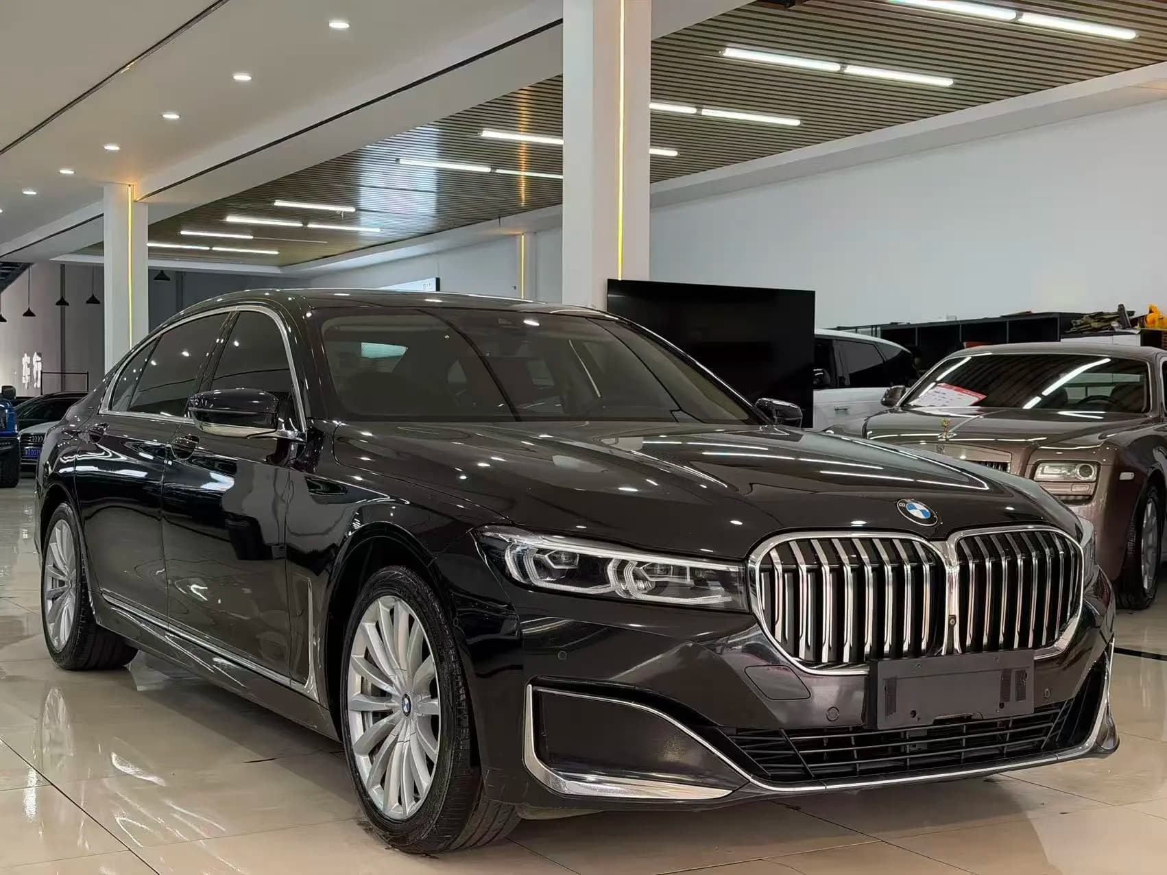 BMW 7 Series 2021 г. 110130 км. — фото 3