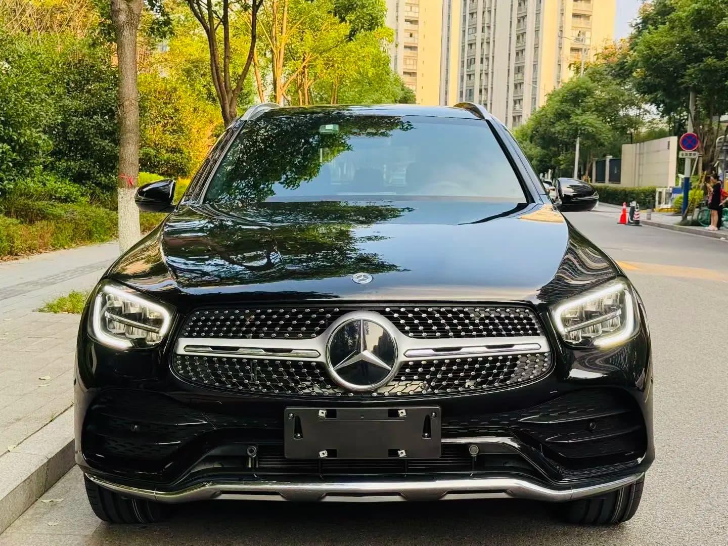 Mercedes-Benz GLC 2022 г. 54076 км. — фото 2