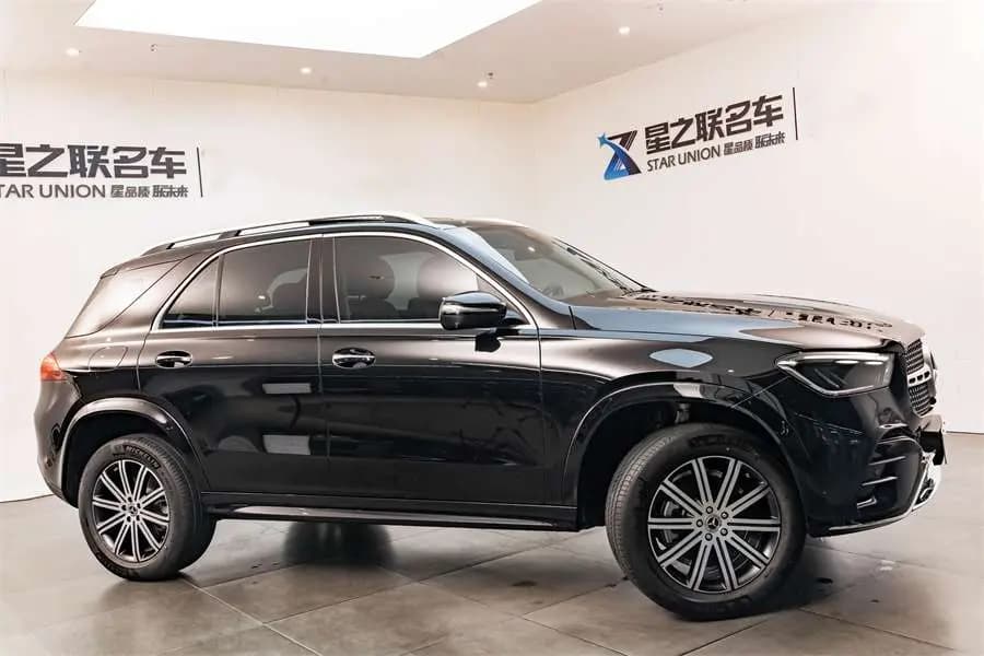 Mercedes-Benz GLE 2025 г. 2631 км. — фото 4