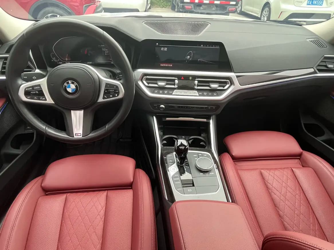 BMW 3 Series 2022 г. 25030 км. — фото 18