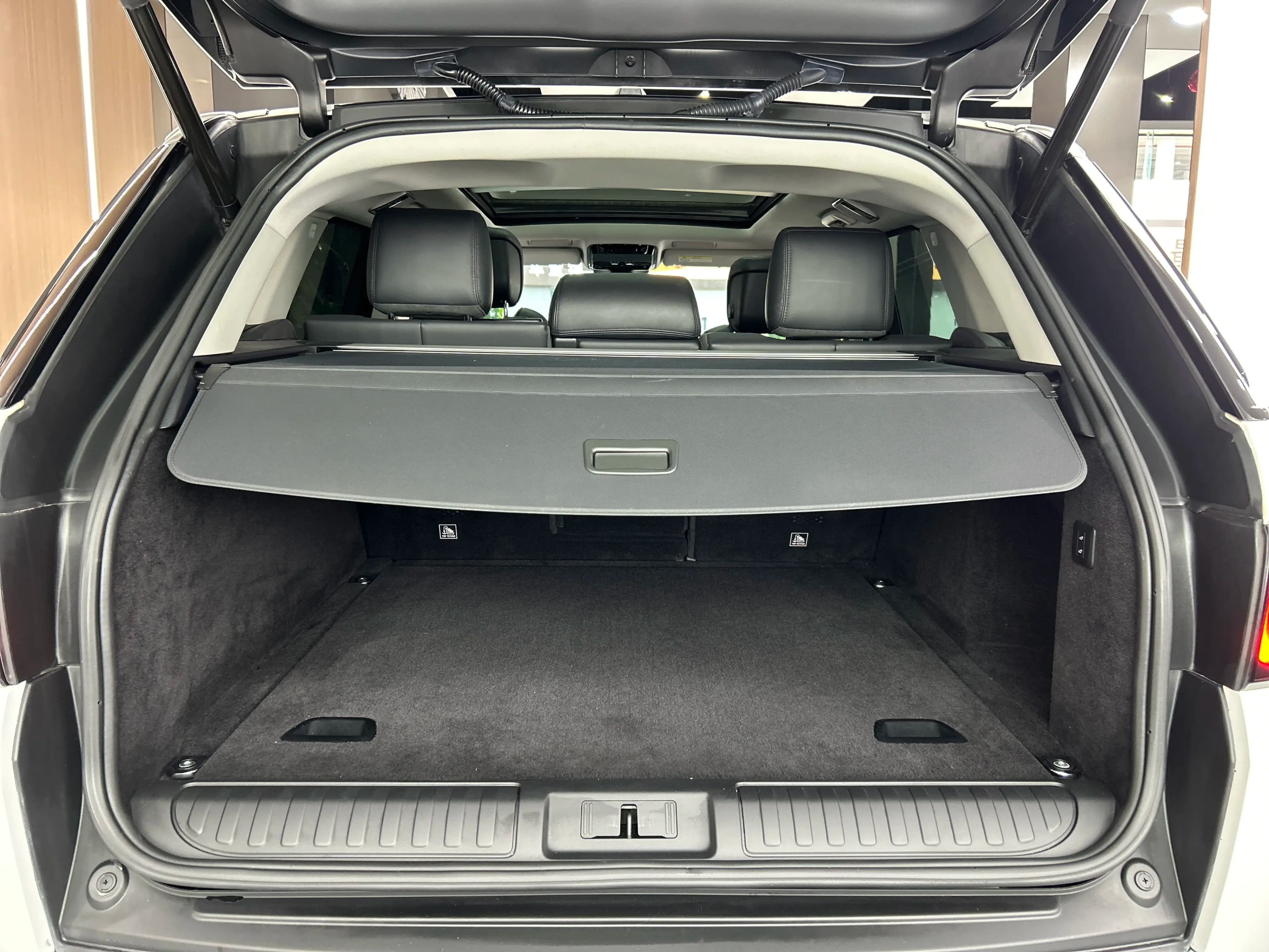 Land Rover Range Rover Sport 2021 г. 85000 км. — фото 23