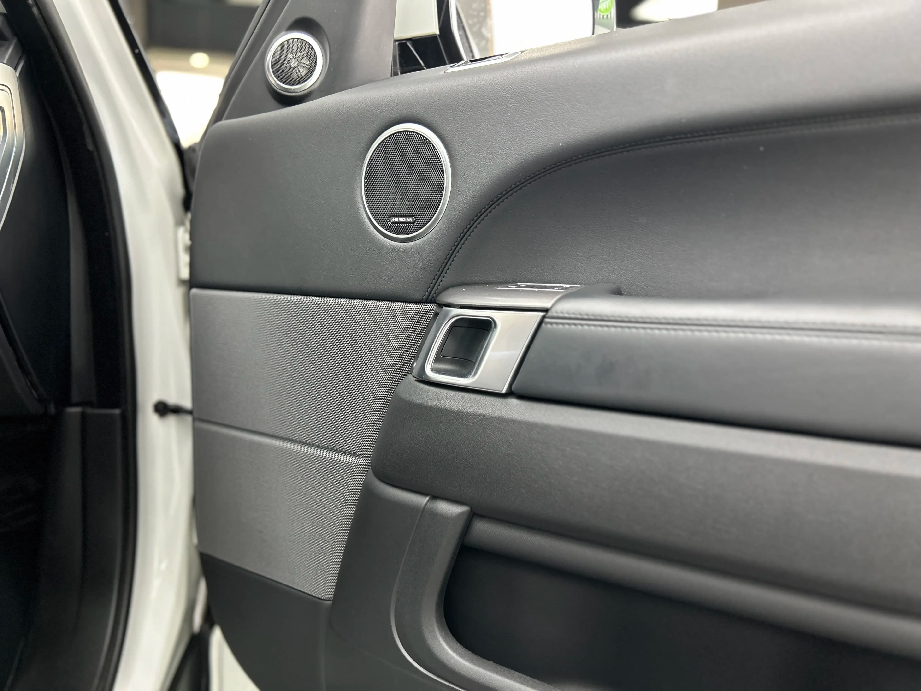Land Rover Range Rover Sport 2021 г. 85000 км. — фото 10