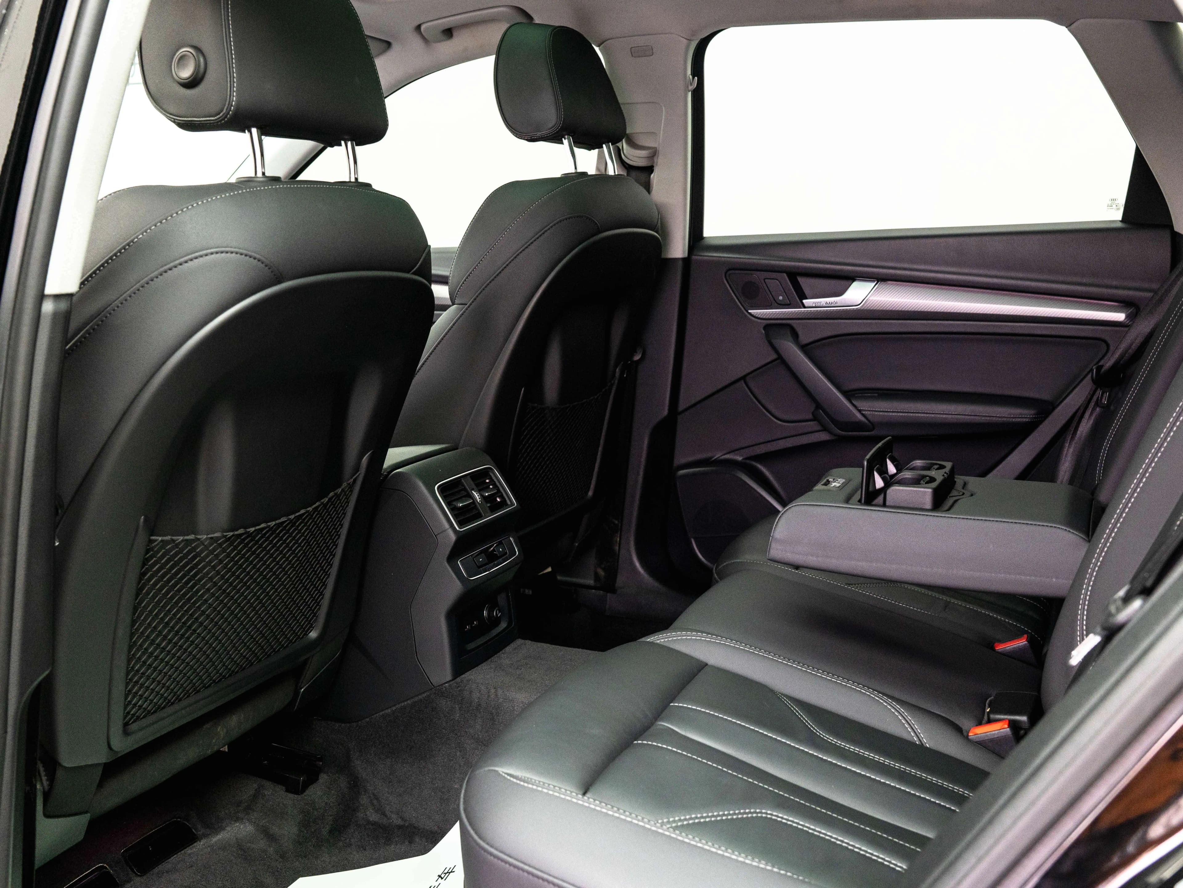 Audi Q5L 2021 г. 67102 км. — фото 25