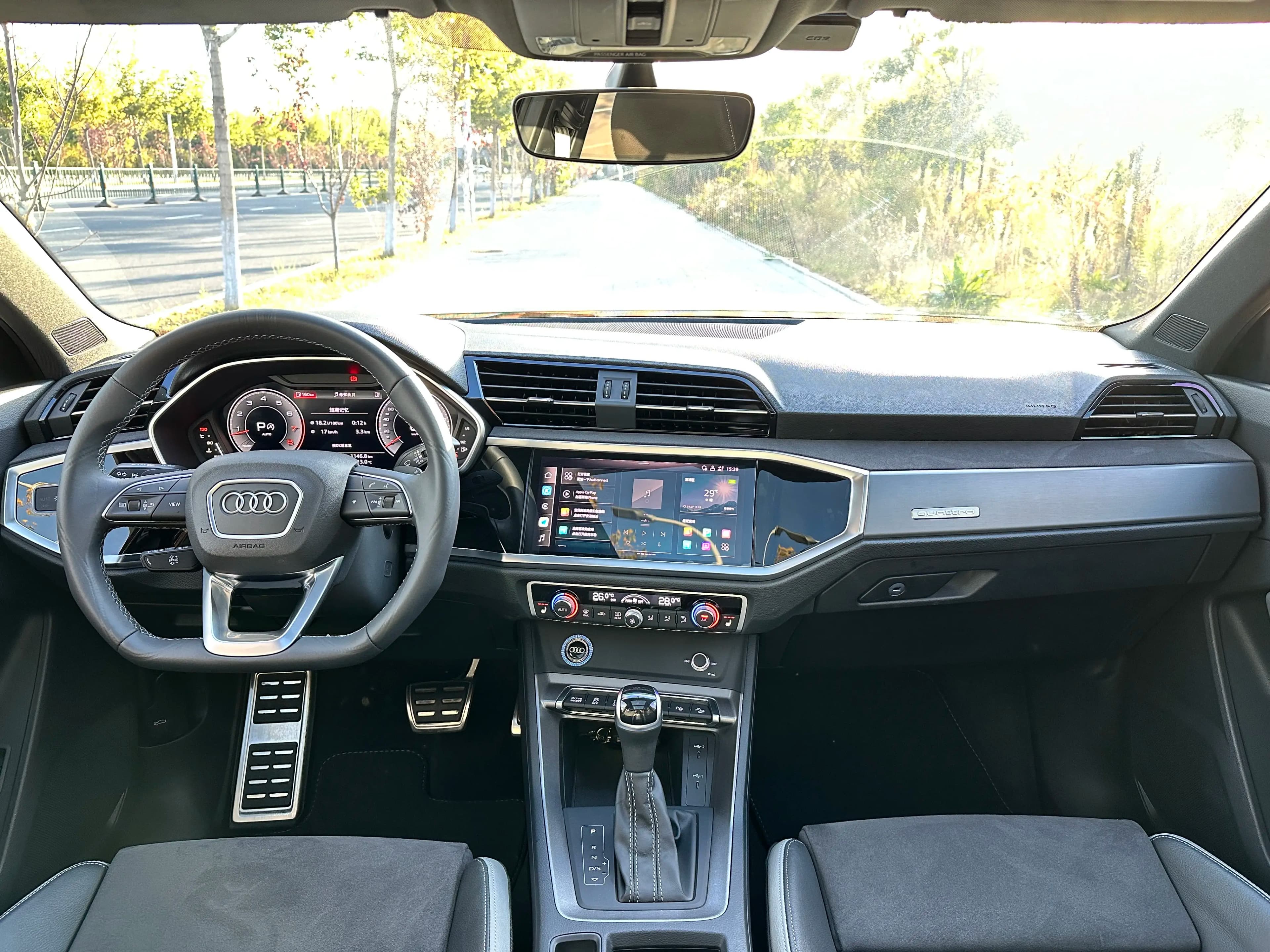 Audi Q3 2023 г. 35205 км. — фото 14