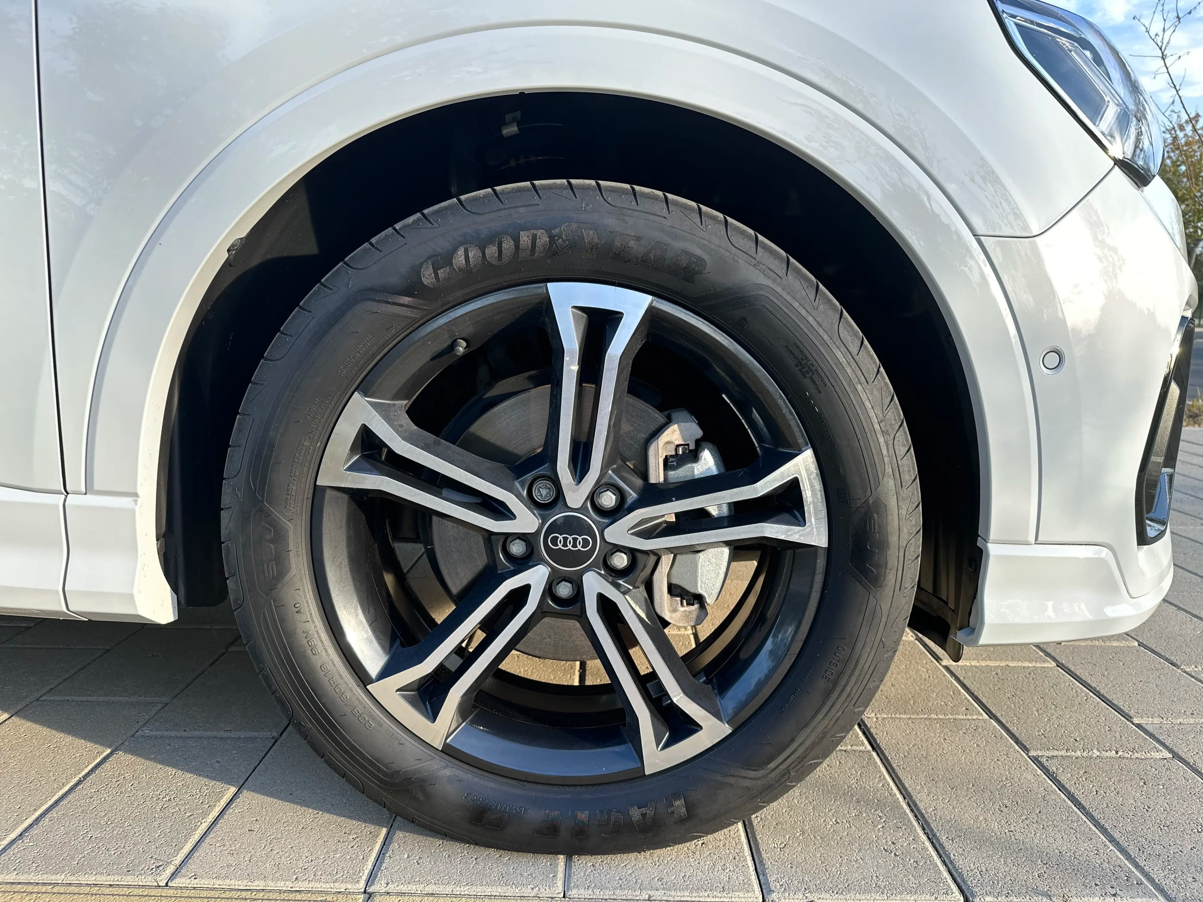 Audi Q3 2023 г. 35205 км. — фото 8