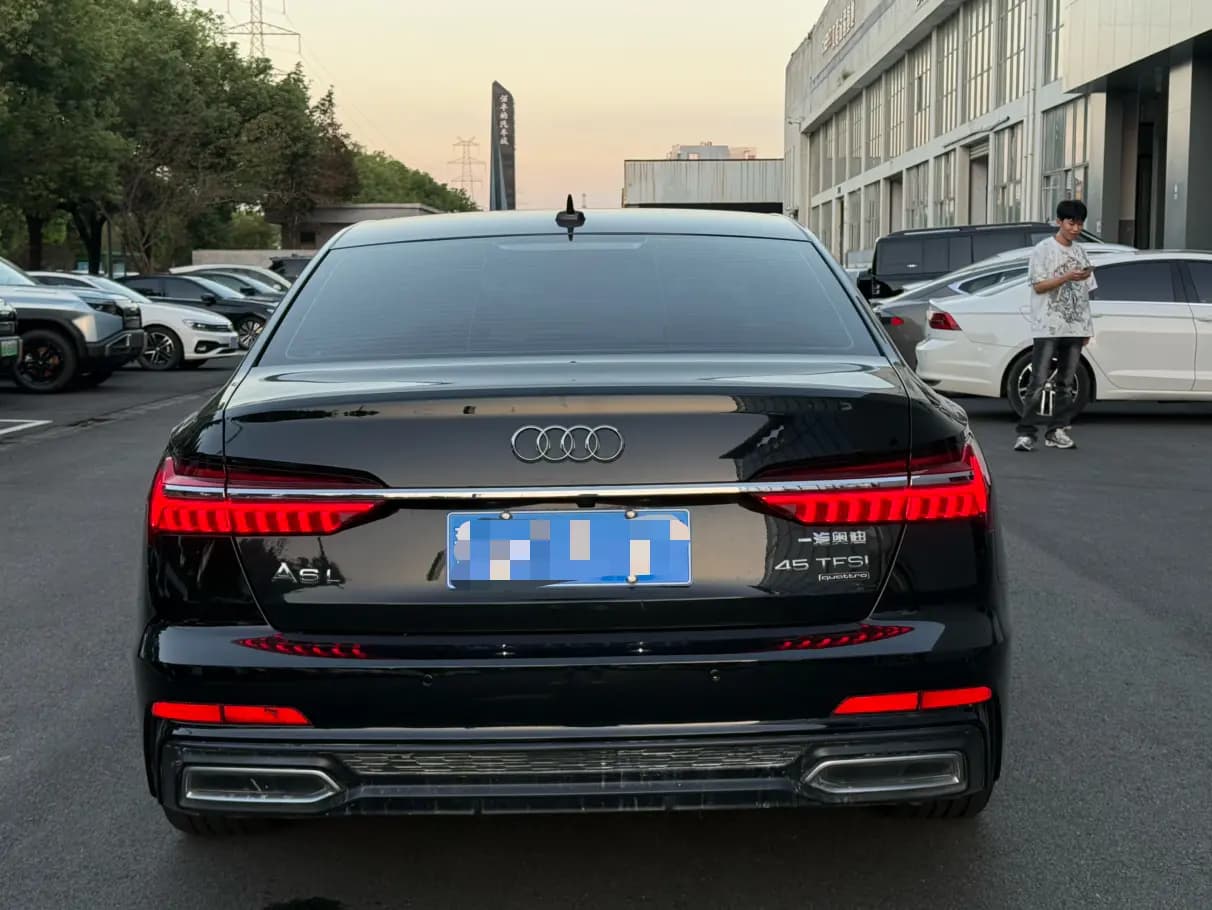 Audi A6L 2022 г. 44003 км. — фото 5