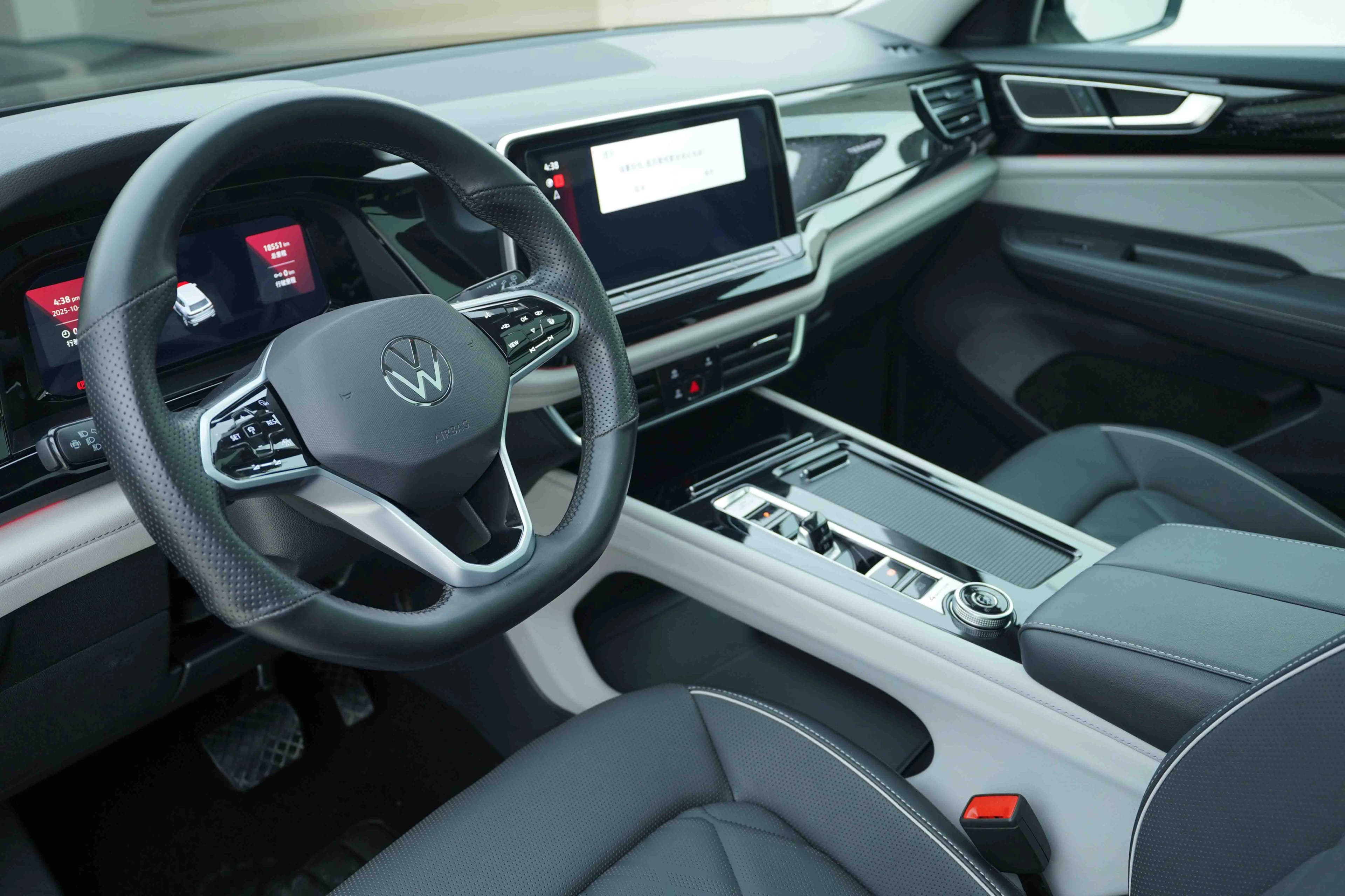 Volkswagen Teramont 2024 г. 18139 км. — фото 15