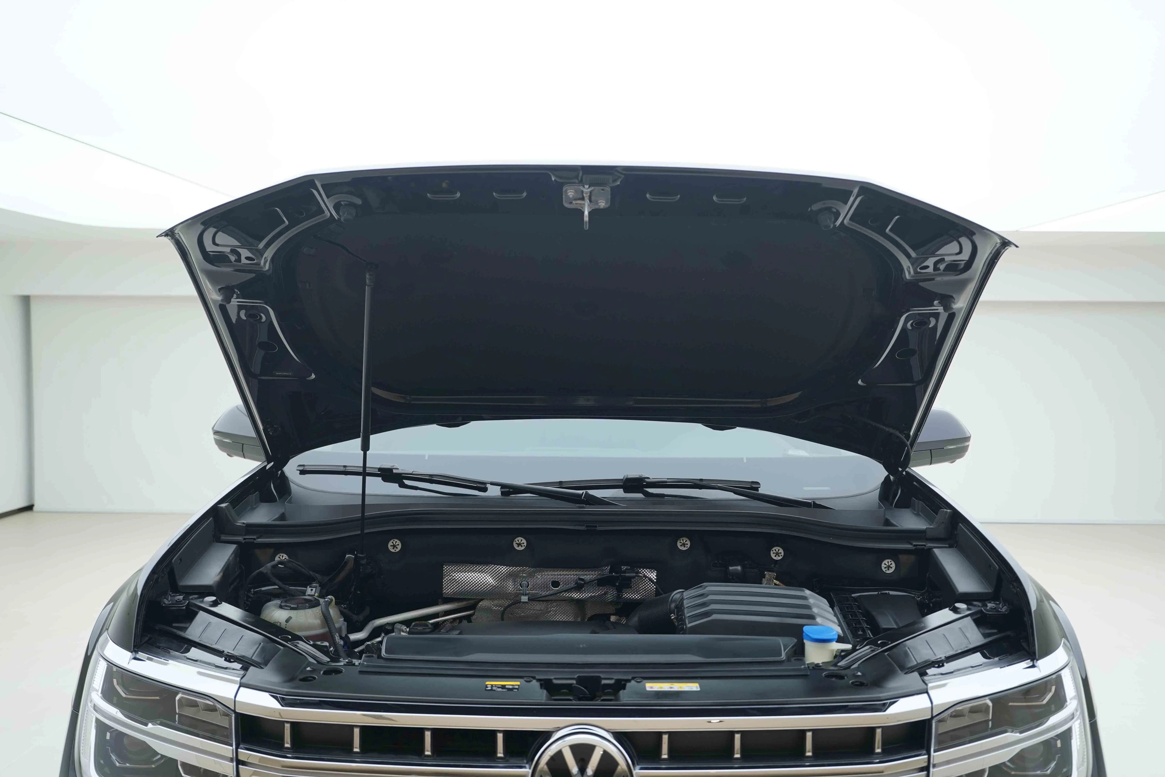 Volkswagen Teramont 2024 г. 18139 км. — фото 8