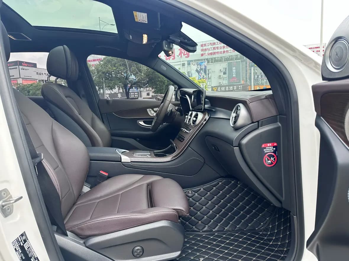 Mercedes-Benz GLC 2022 г. 42147 км. — фото 13