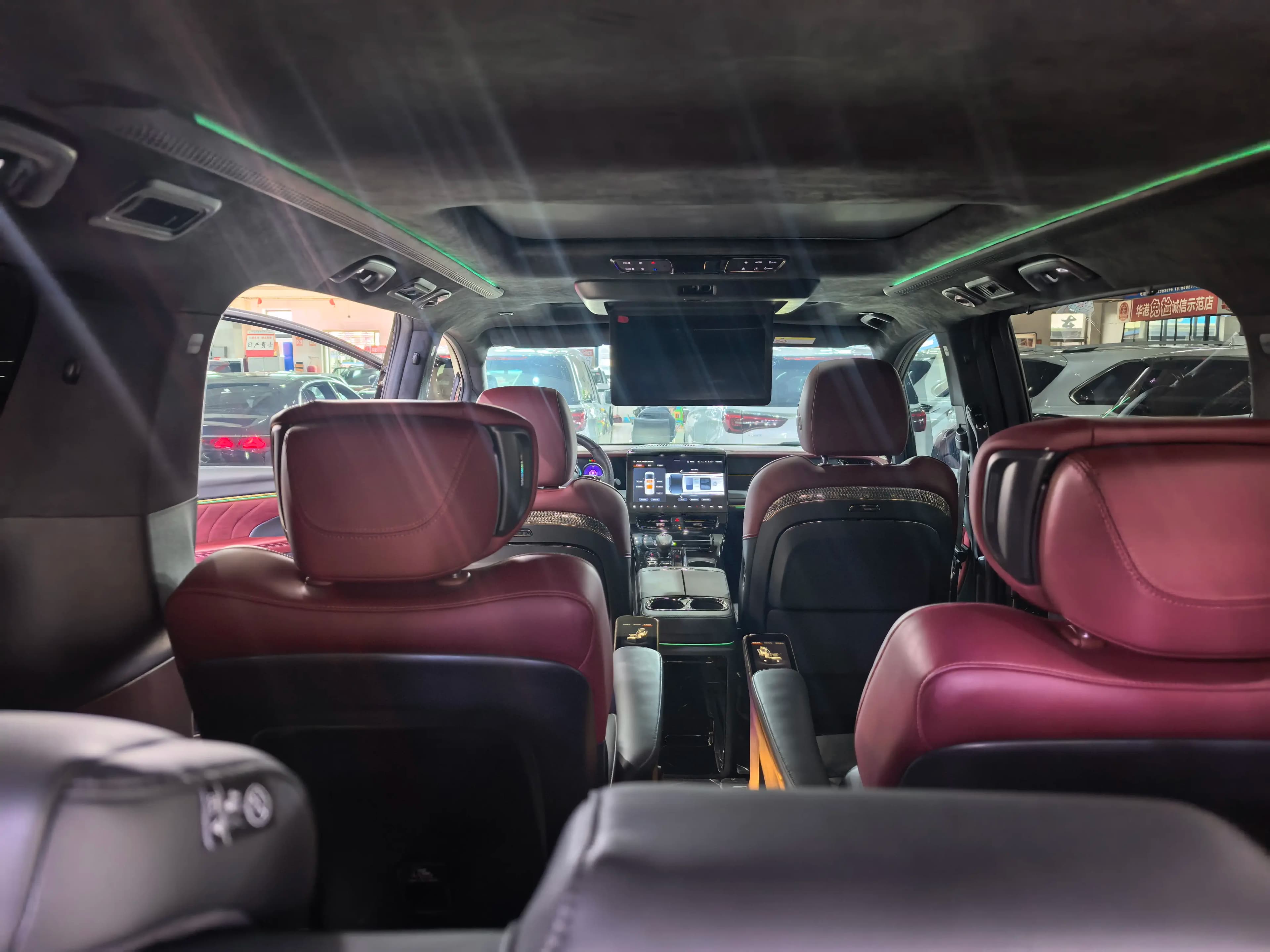 GAC Trumpchi M8 2023 г. 81100 км. — фото 12