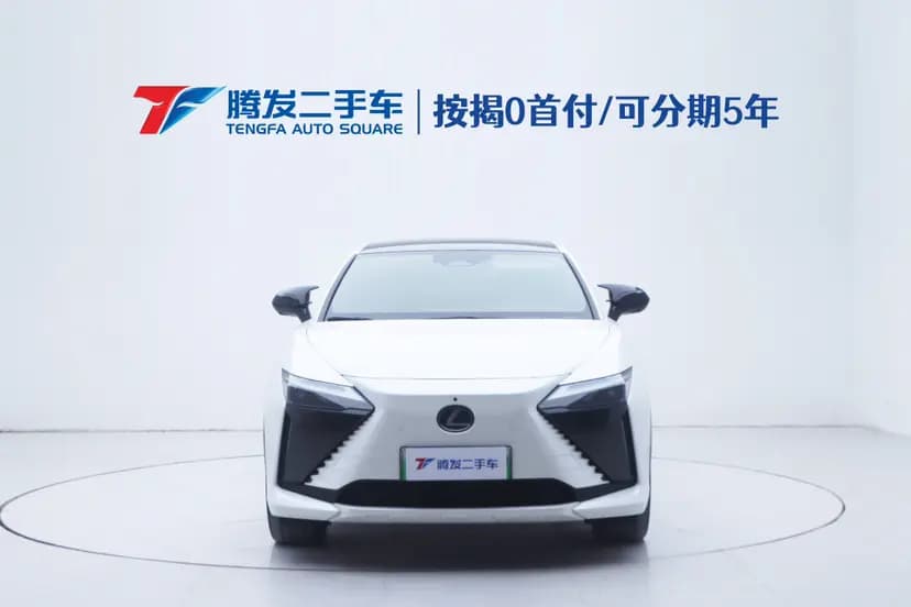 Lexus RZ 2023 г. 29291 км. — фото 2