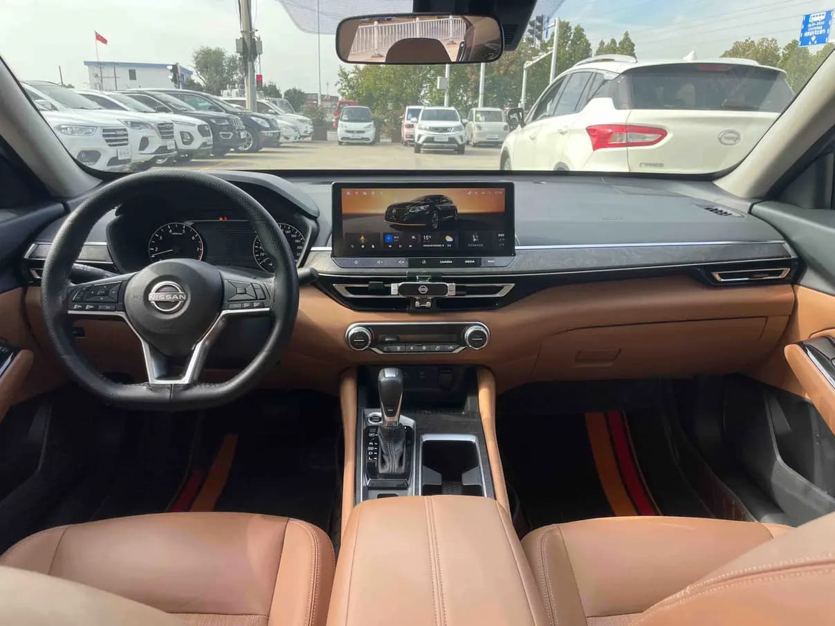 Nissan Altima 2023 г. 48062 км. — фото 7