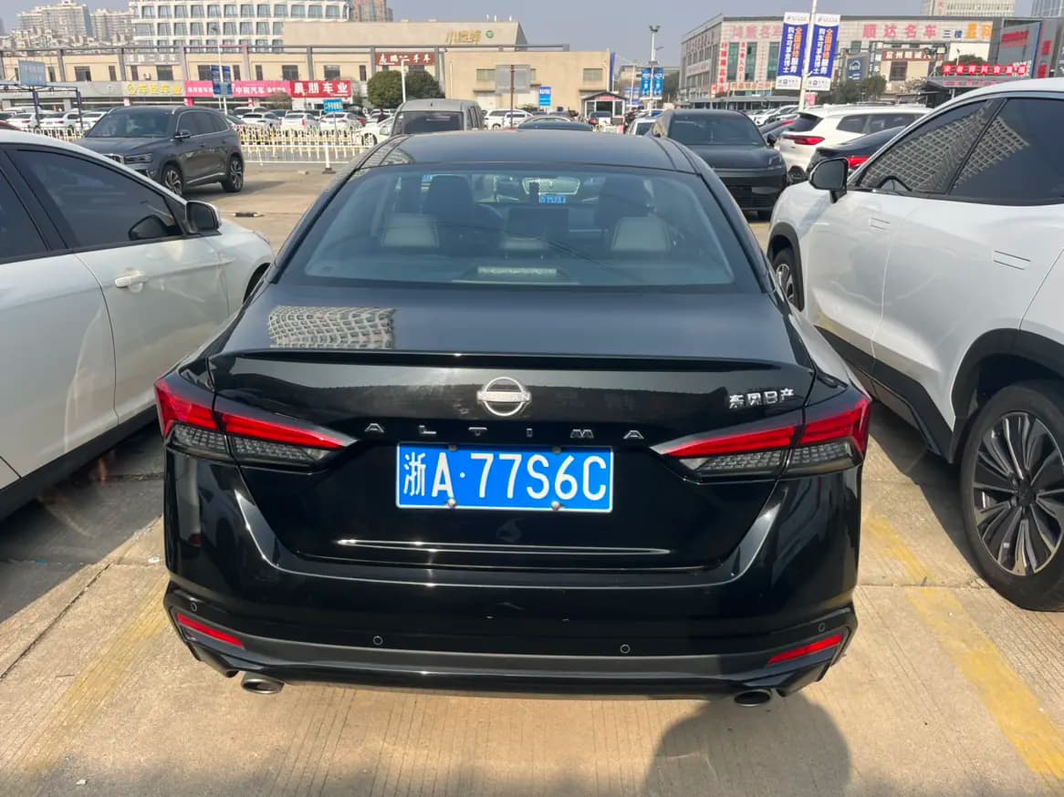 Nissan Altima 2023 г. 70063 км. — фото 5