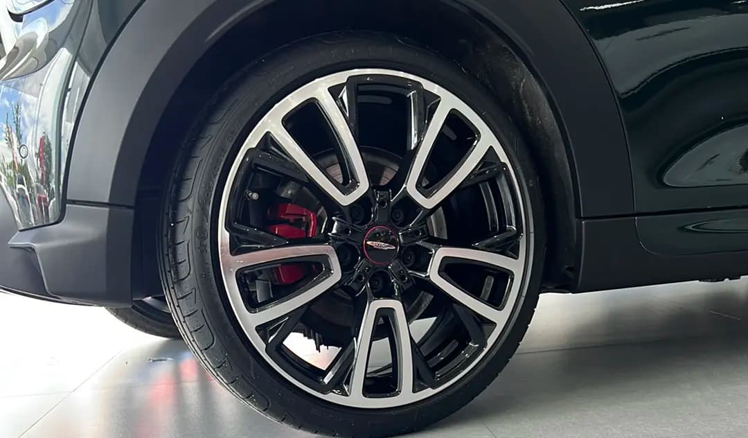 MINI JCW 2023 г. 30800 км. — фото 12