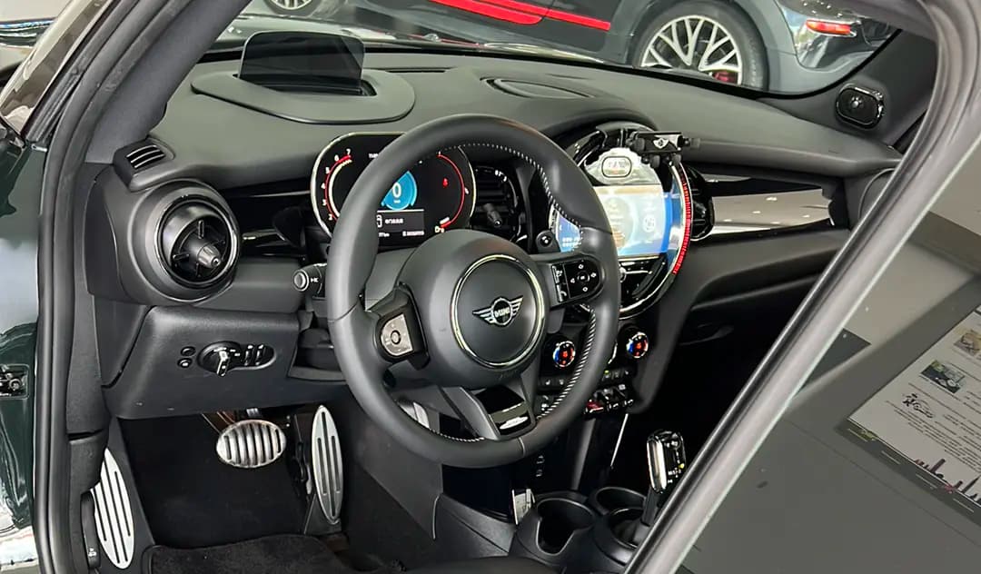 MINI JCW 2023 г. 30800 км. — фото 10