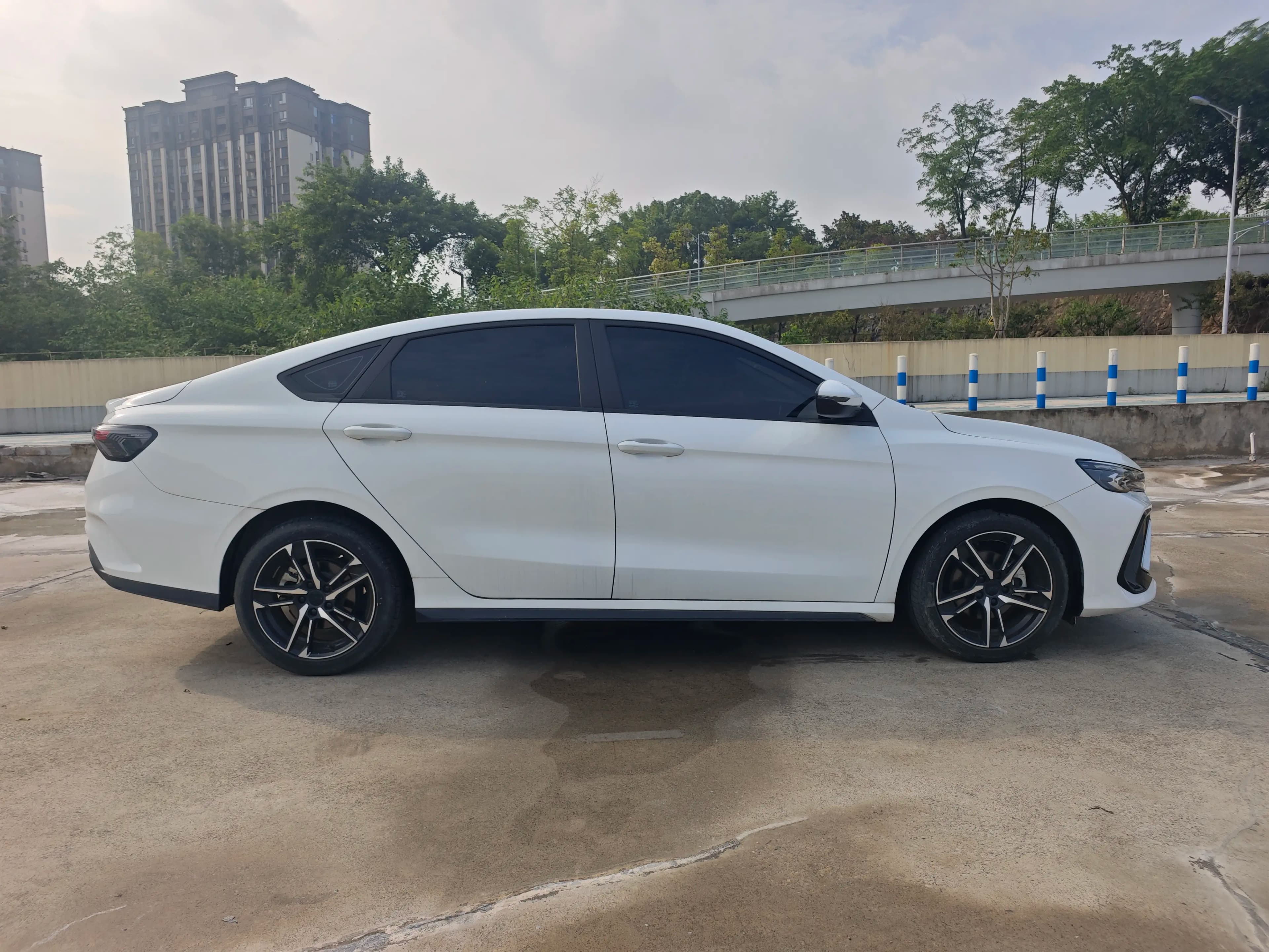 Geely Binrui 2023 г. 64533 км. — фото 8