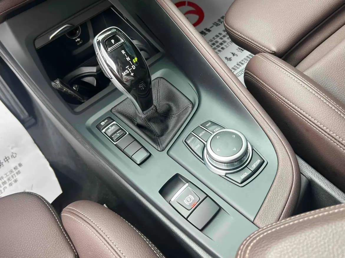 BMW X1 2022 г. 60114 км. — фото 13