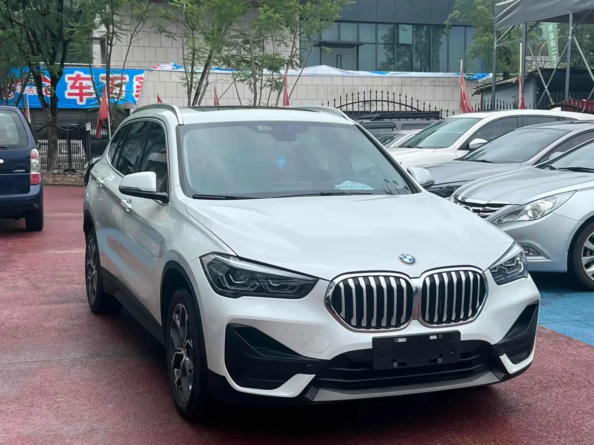 BMW X1 2022 г. 60114 км. — фото 3