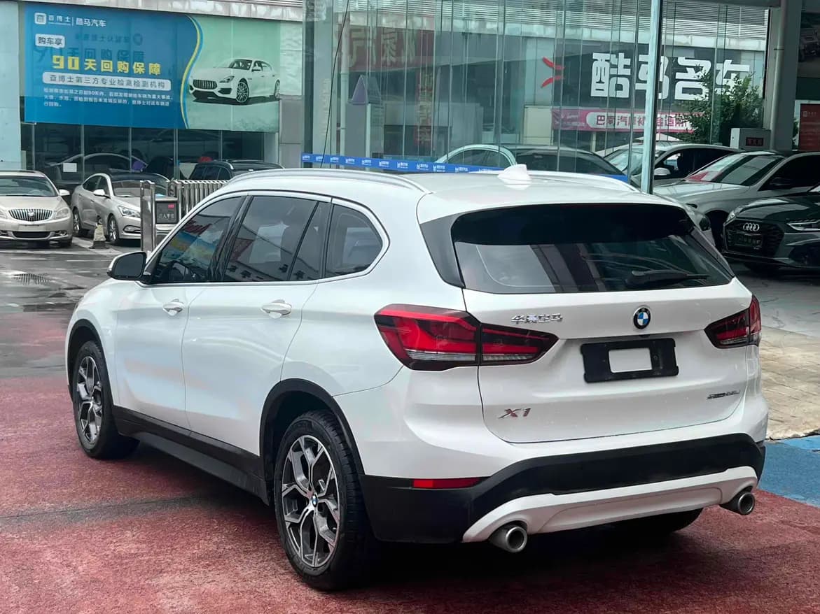 BMW X1 2022 г. 60114 км. — фото 4
