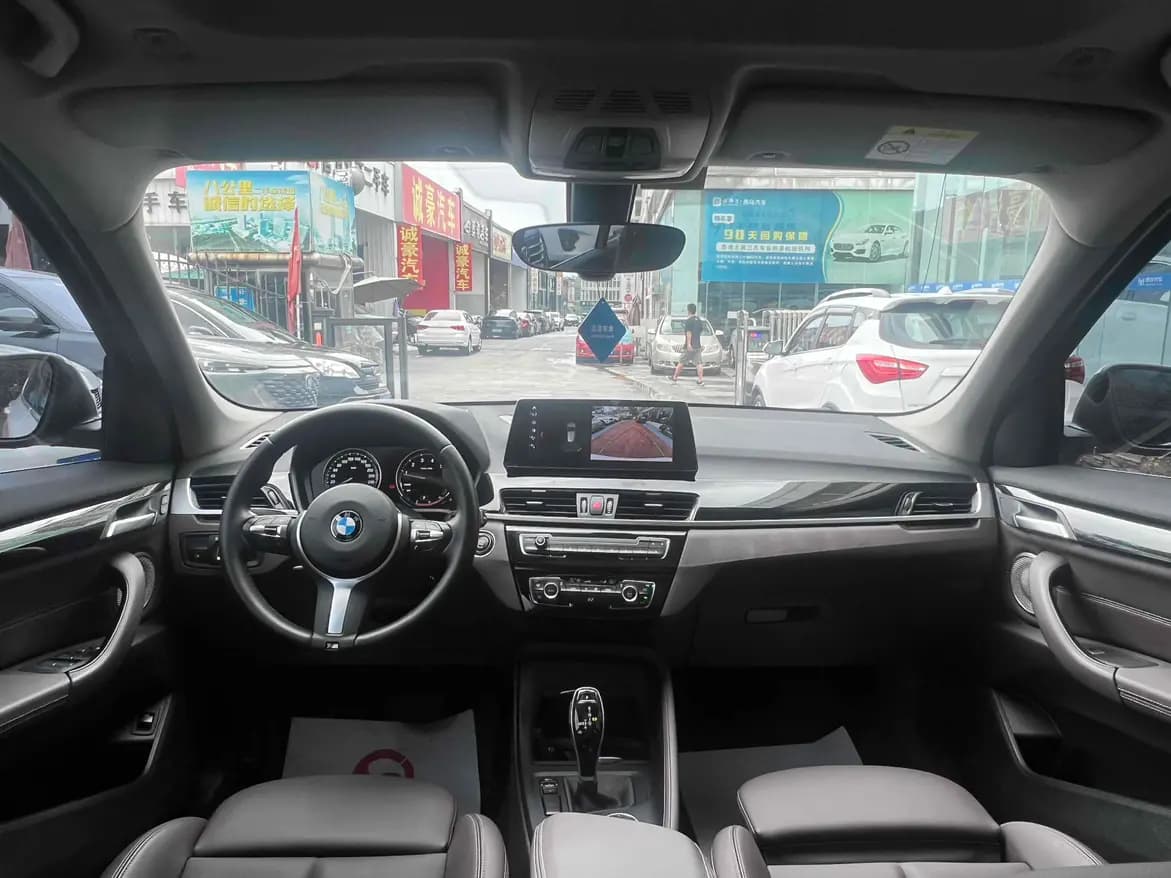 BMW X1 2022 г. 60114 км. — фото 10