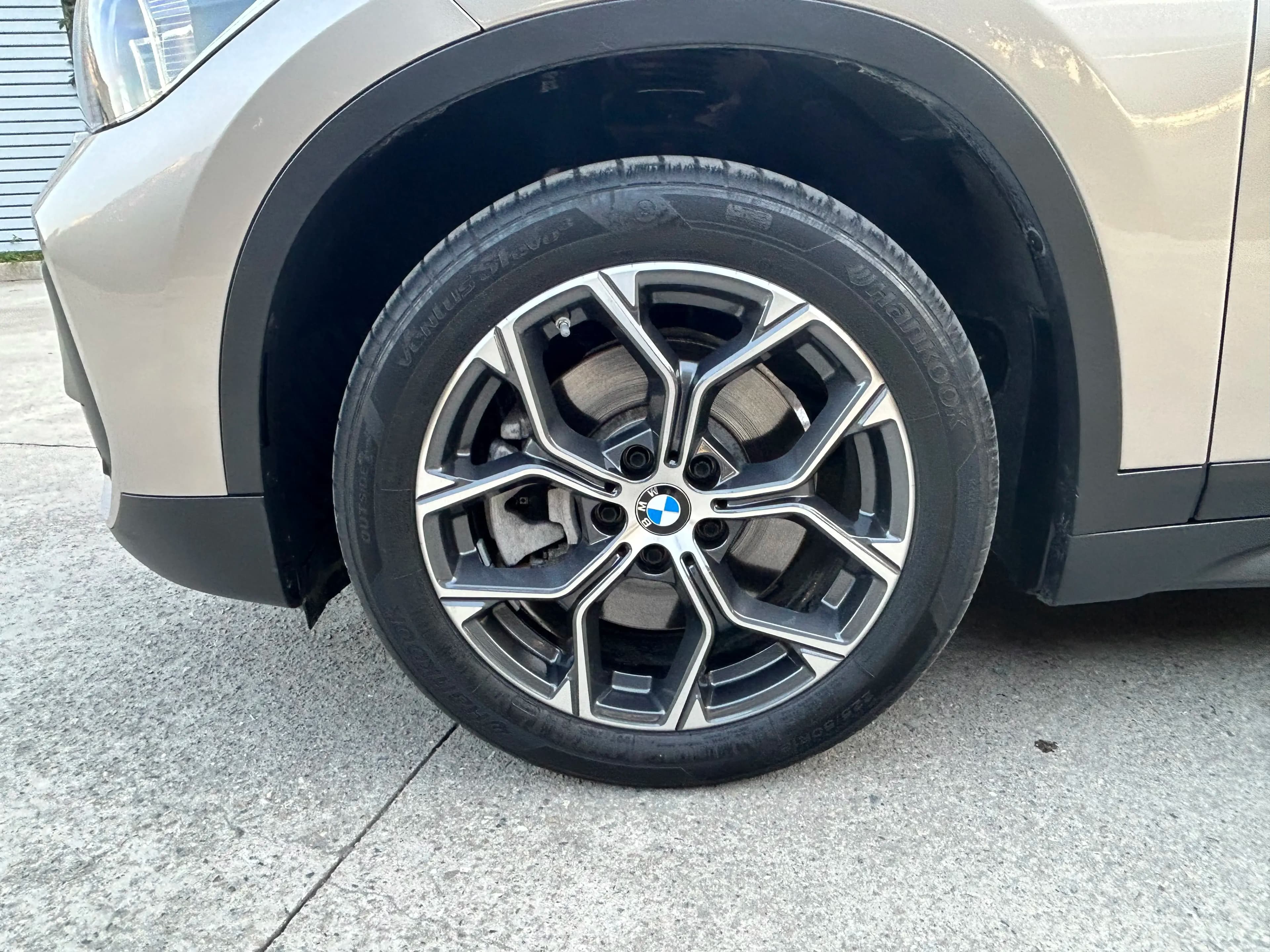 BMW X1 2022 г. 21015 км. — фото 9